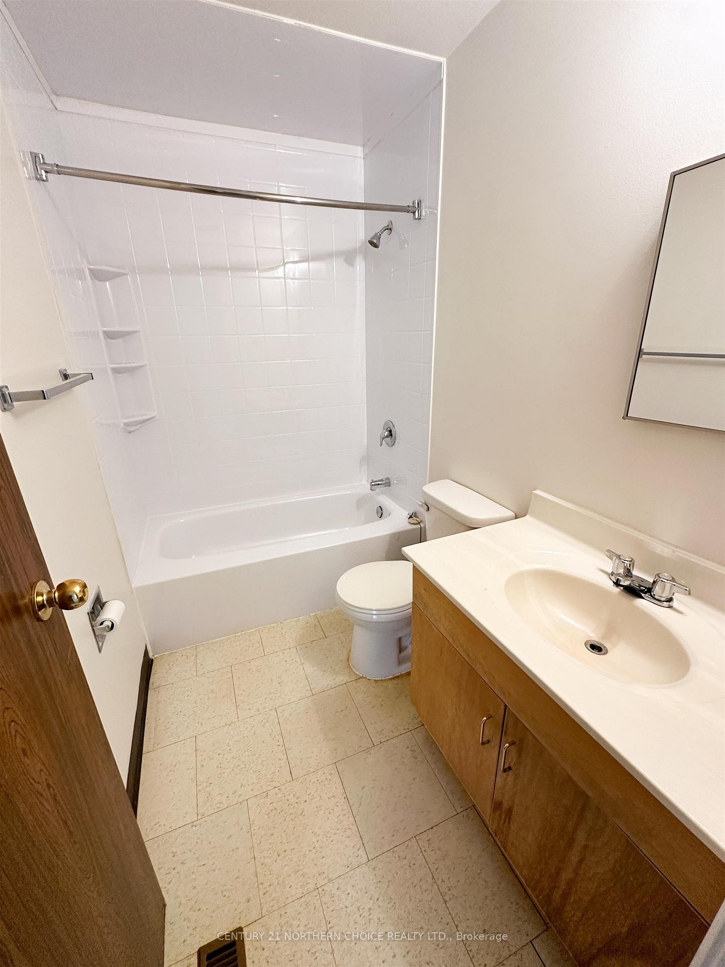 Photo 10 of 78/80 Birch Drive, Ear Falls — HOMEH