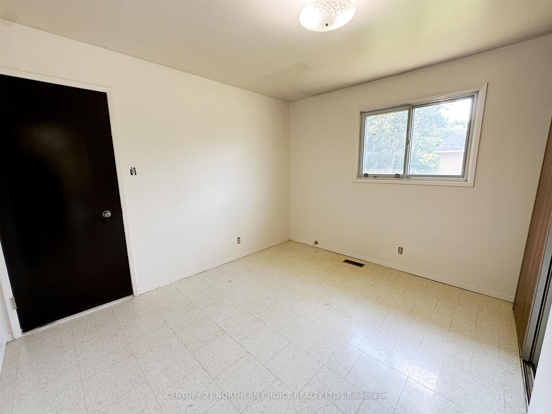 Photo 11 of 78/80 Birch Drive, Ear Falls — HOMEH