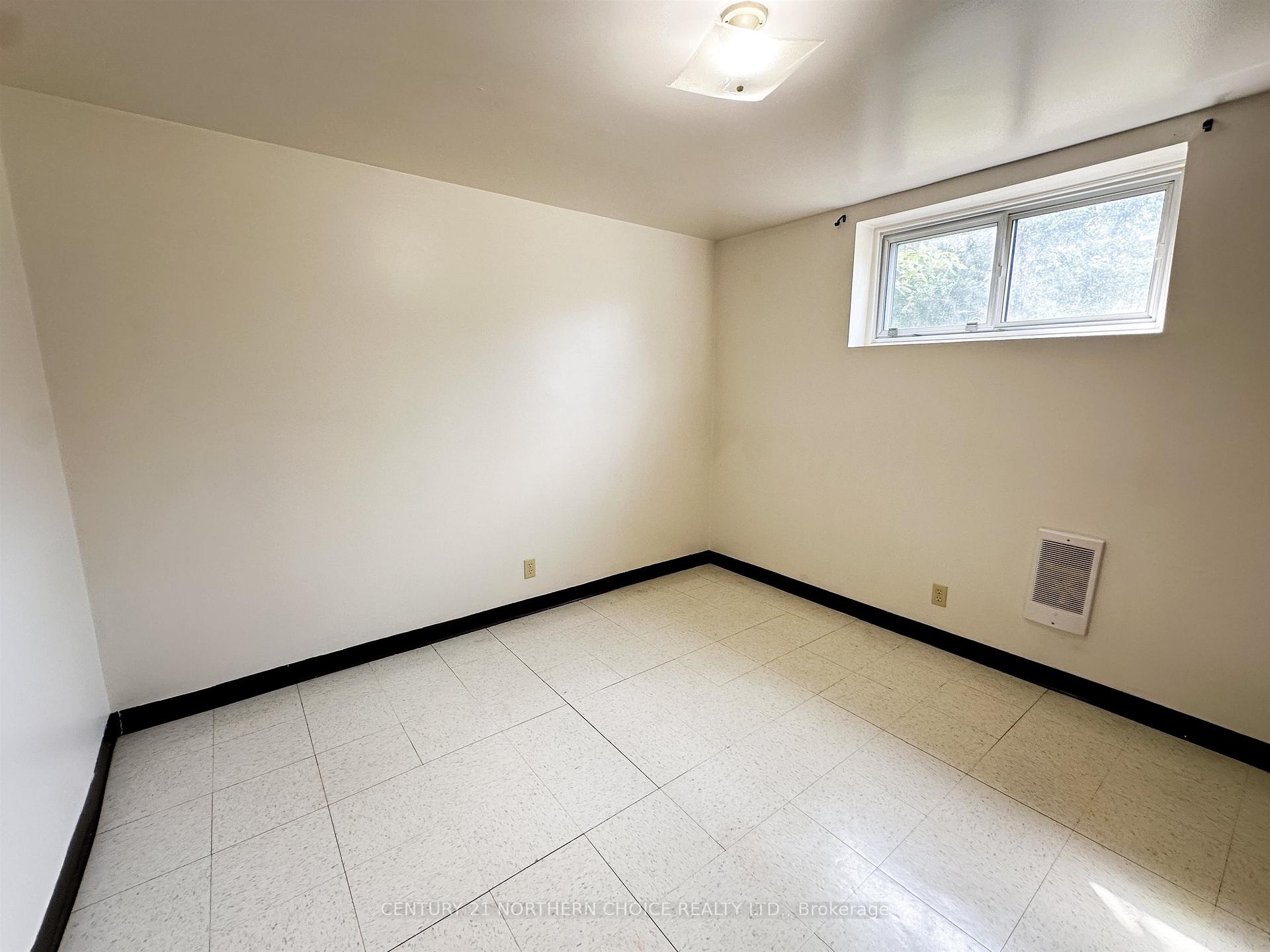 Photo 13 of 78/80 Birch Drive, Ear Falls — HOMEH