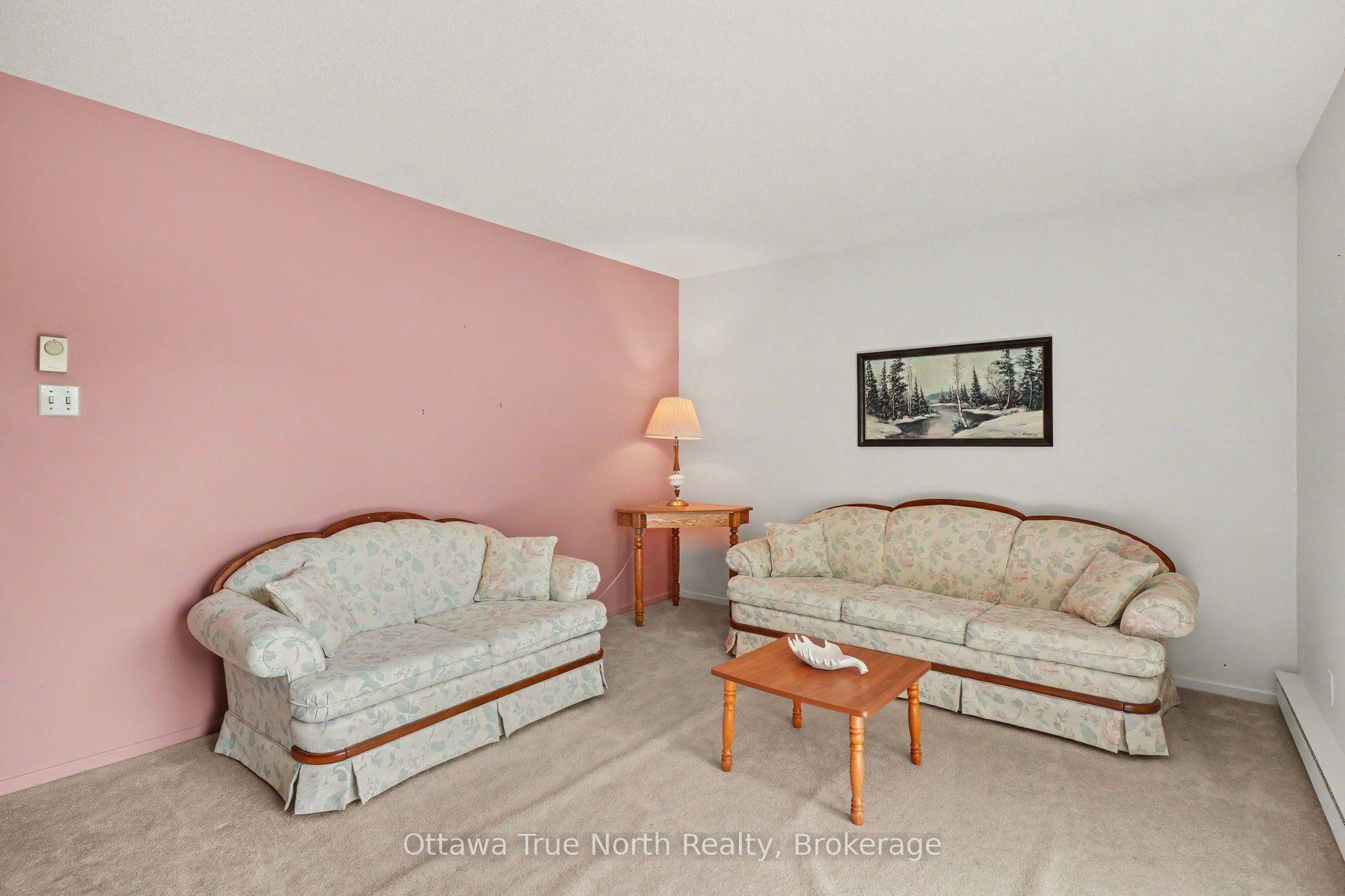 Photo 10 of 180 Edward Street S, Arnprior, Arnprior — HOMEH