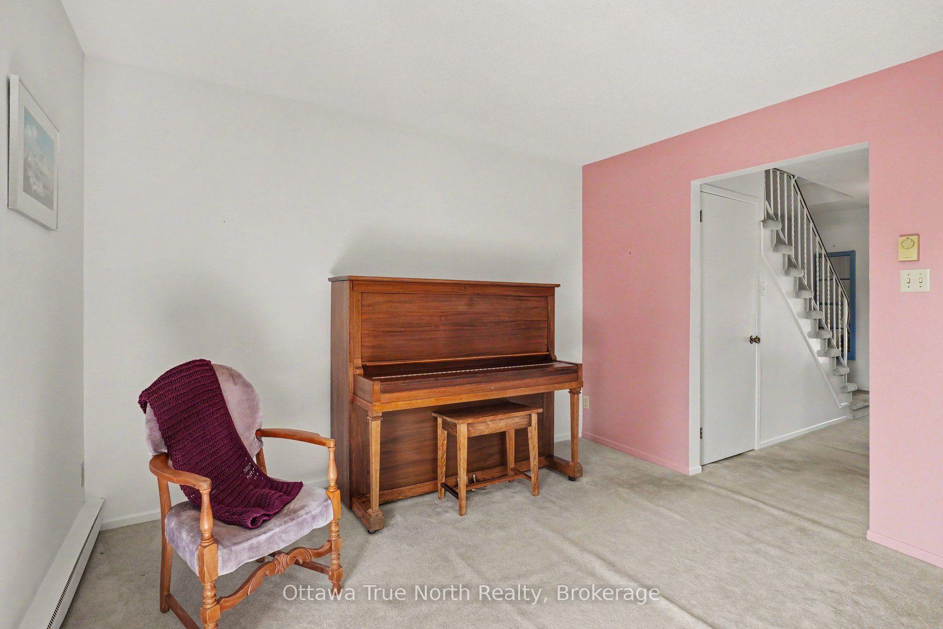 Photo 11 of 180 Edward Street S, Arnprior, Arnprior — HOMEH