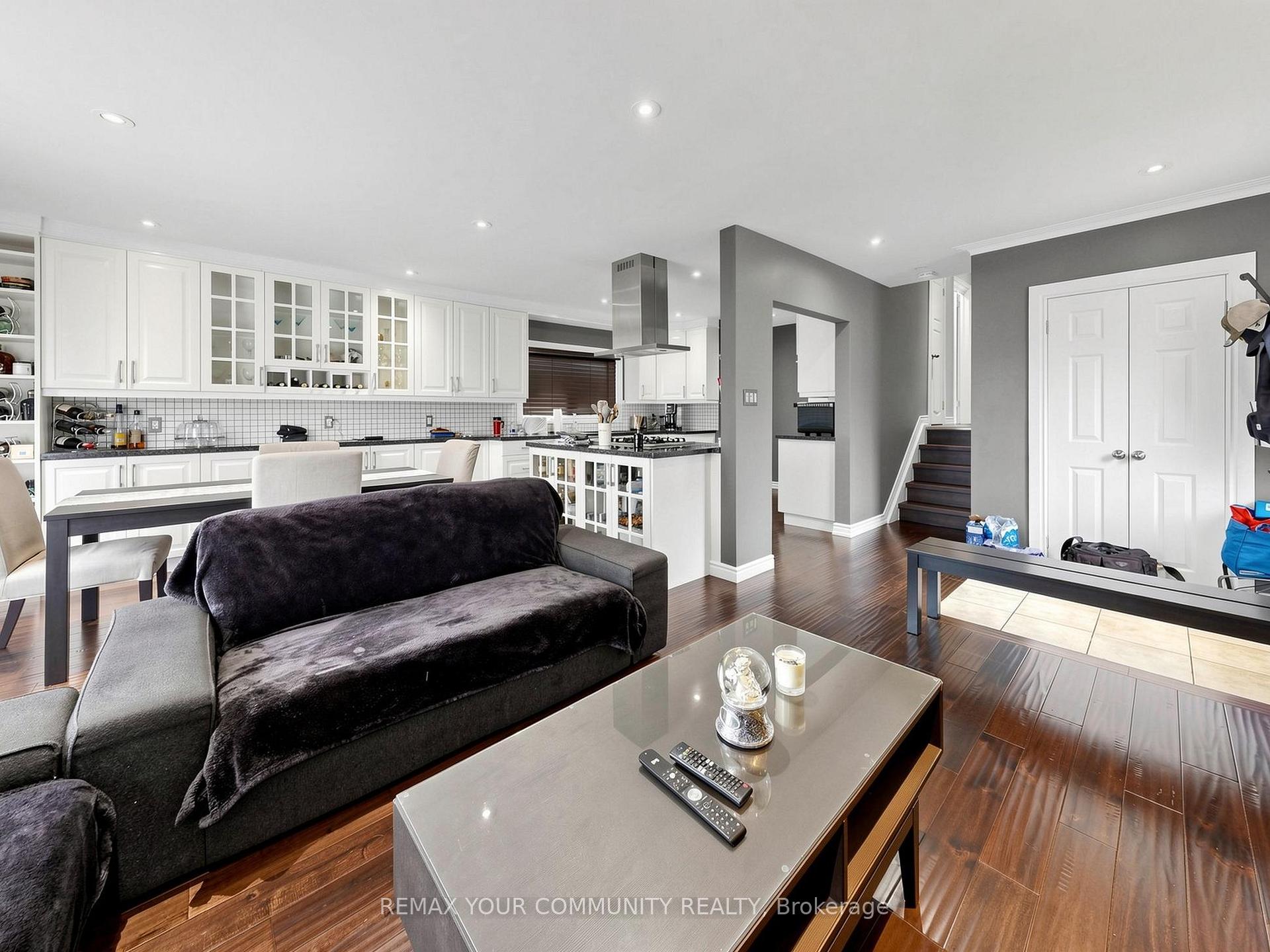 Photo 9 of 44 Lewiston Road, Scarborough, Dorset Park — HOMEH