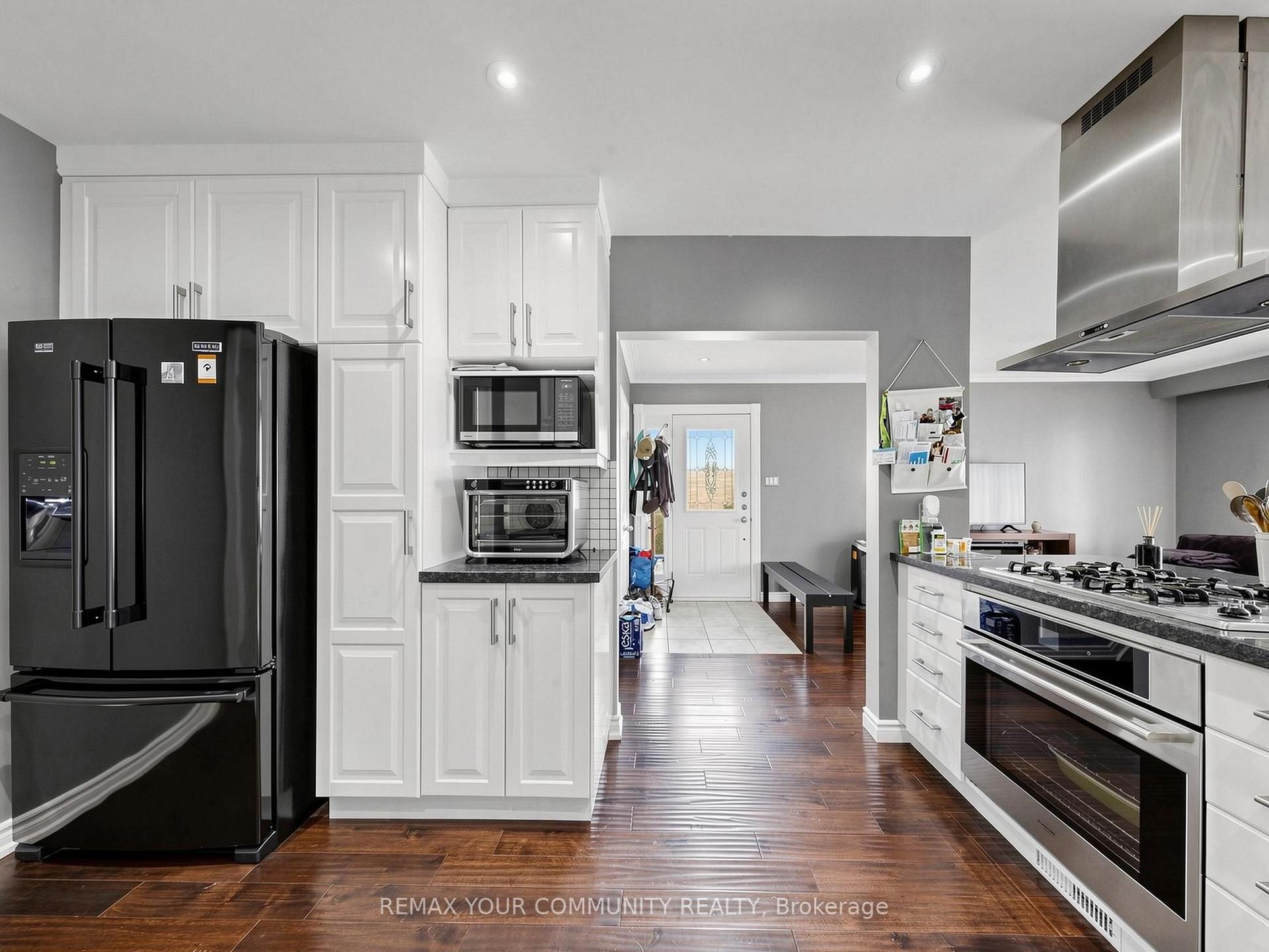Photo 13 of 44 Lewiston Road, Scarborough, Dorset Park — HOMEH