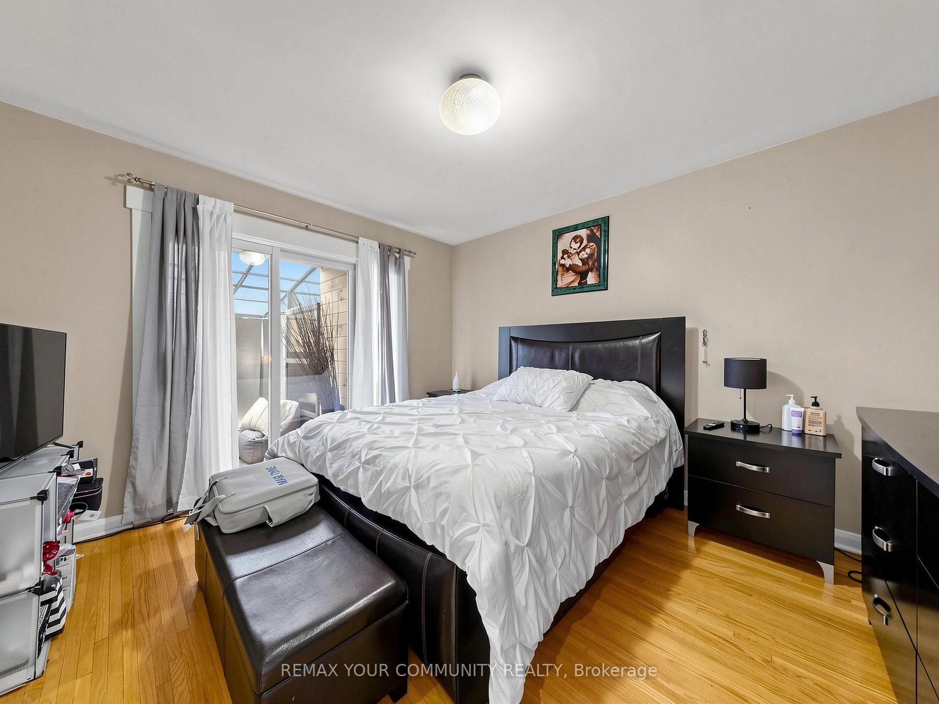 Photo 24 of 44 Lewiston Road, Scarborough, Dorset Park — HOMEH