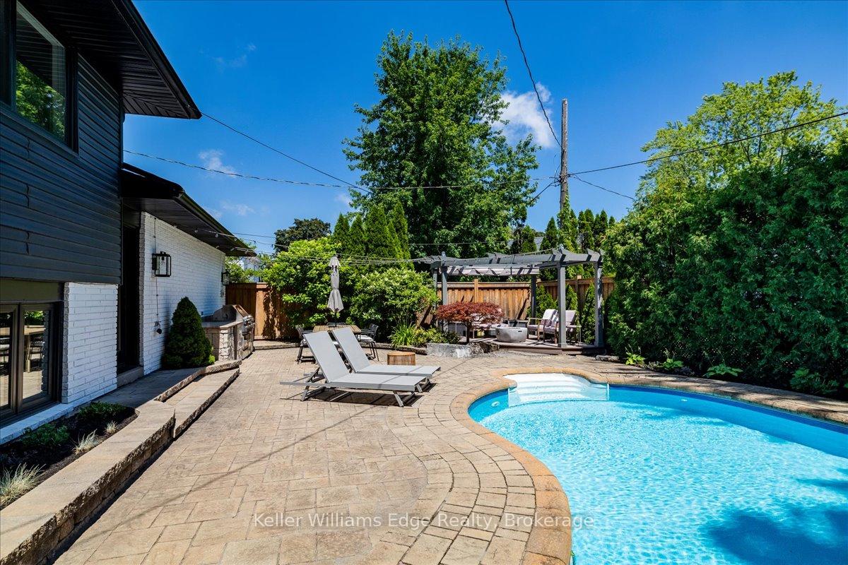 Photo 40 of 519 Wicklow Road, Burlington, Shoreacres — HOMEH
