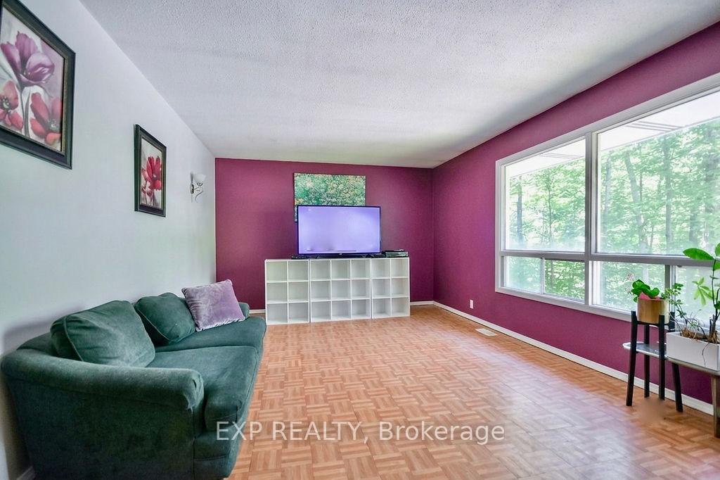 Photo 5 of 915 Vindin Street, Midland — HOMEH