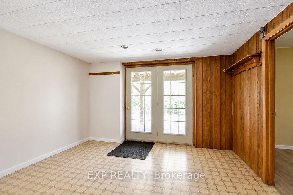Photo 12 of 915 Vindin Street, Midland — HOMEH