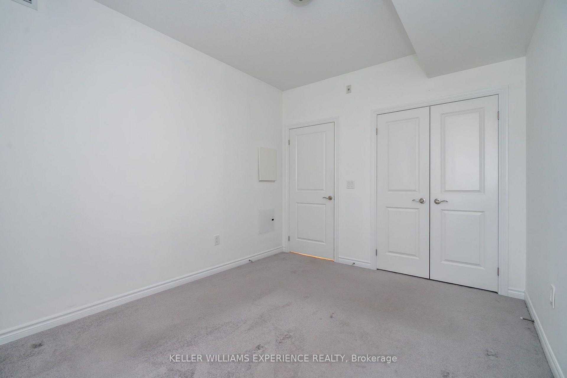 Photo 18 of Unit 103, 19B Yonge Street N, Springwater, Elmvale — HOMEH