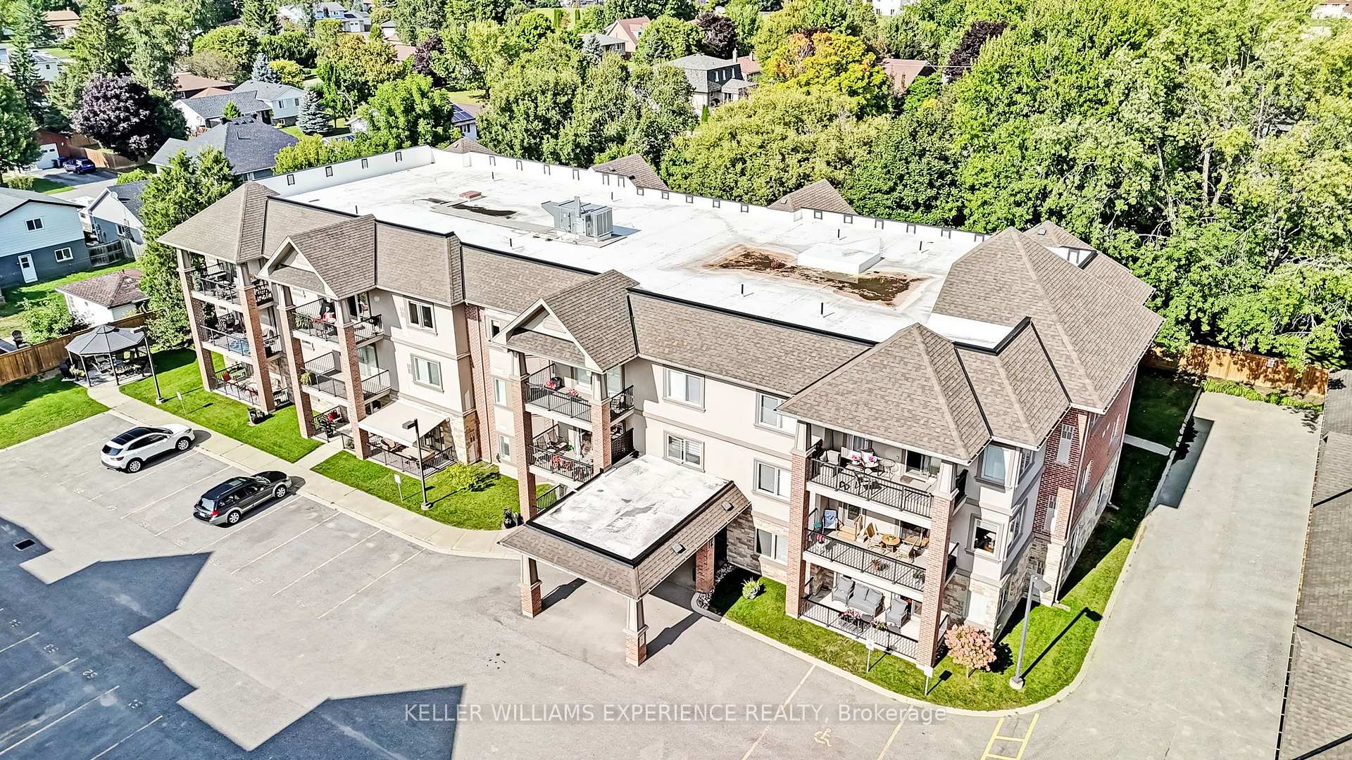 Photo 36 of Unit 103, 19B Yonge Street N, Springwater, Elmvale — HOMEH