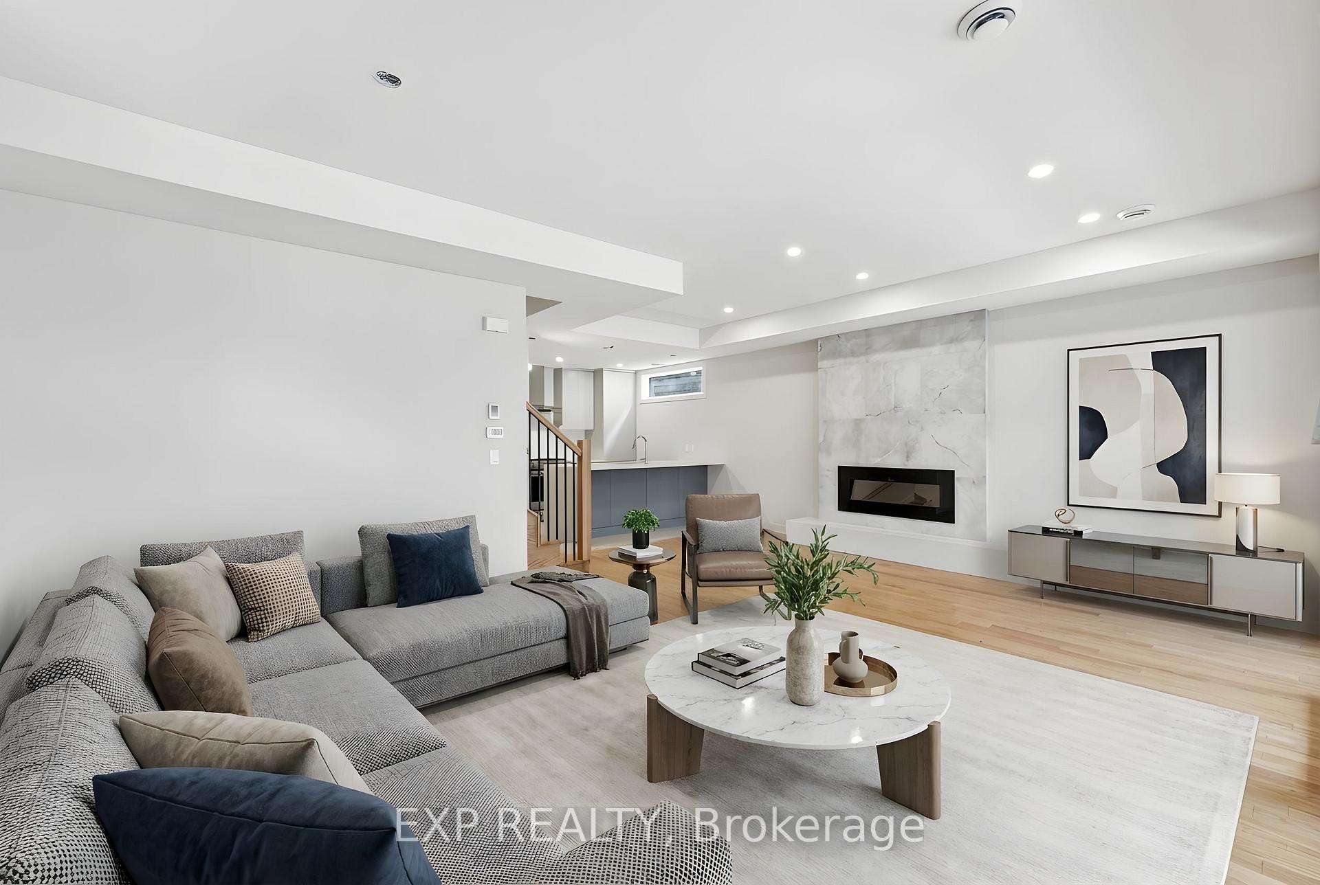 Photo 2 of Unit B, 512 Roosevelt Avenue, Ottawa, McKellar/Highland — HOMEH