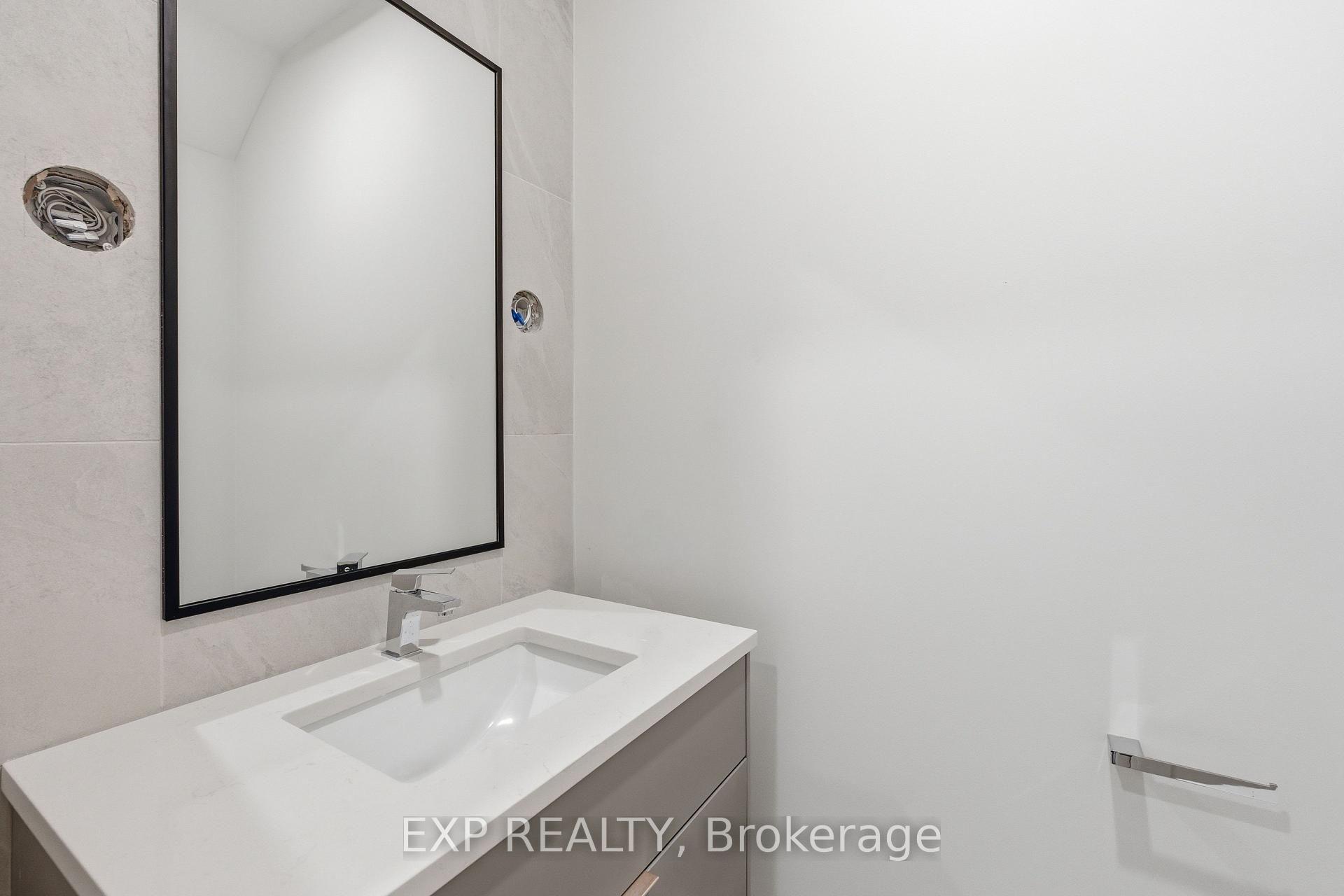 Photo 7 of Unit B, 512 Roosevelt Avenue, Ottawa, McKellar/Highland — HOMEH
