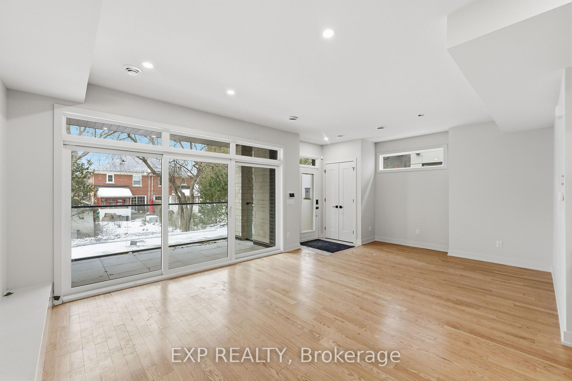 Photo 9 of Unit B, 512 Roosevelt Avenue, Ottawa, McKellar/Highland — HOMEH