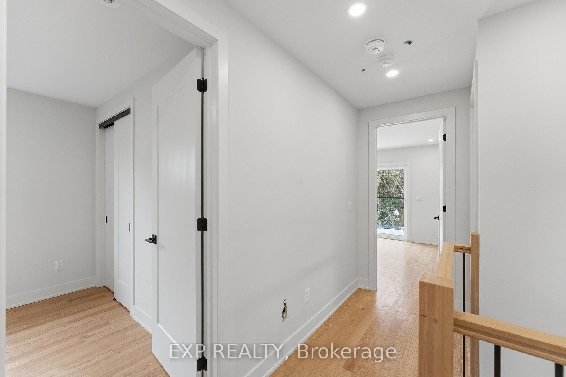 Photo 17 of Unit B, 512 Roosevelt Avenue, Ottawa, McKellar/Highland — HOMEH