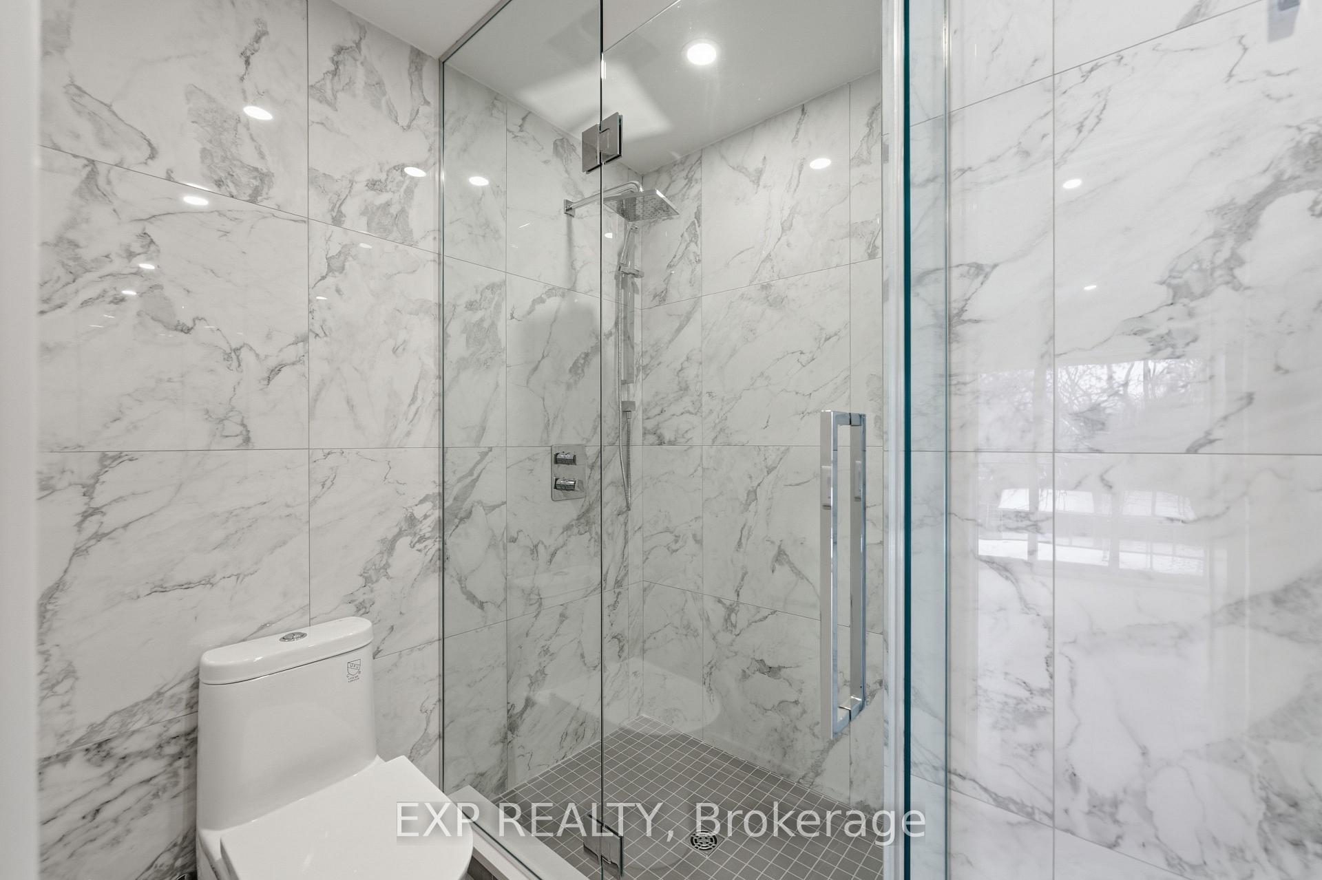 Photo 23 of Unit B, 512 Roosevelt Avenue, Ottawa, McKellar/Highland — HOMEH