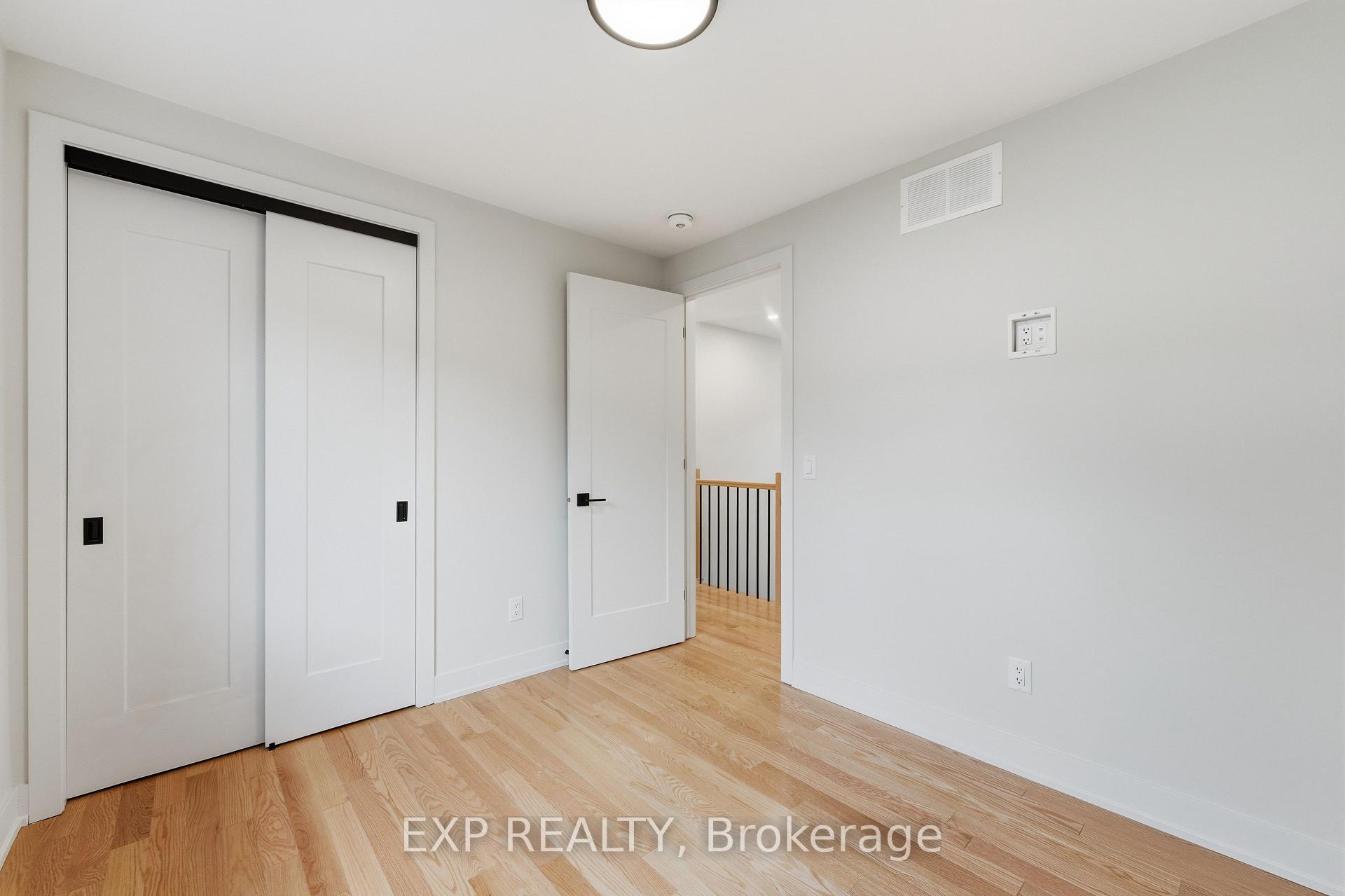 Photo 28 of Unit B, 512 Roosevelt Avenue, Ottawa, McKellar/Highland — HOMEH
