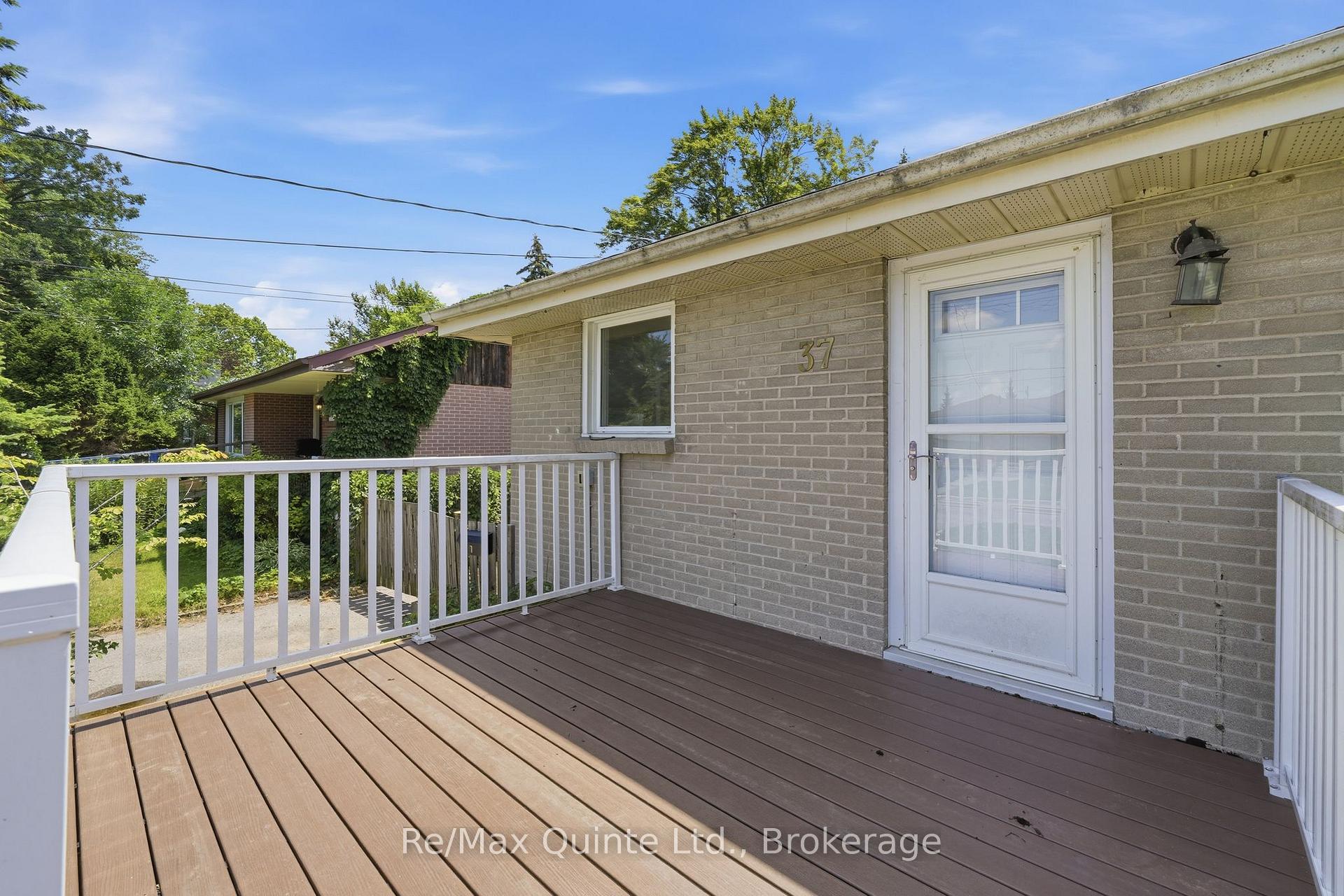 Photo 4 of 37 Northwood Crescent, Belleville, Belleville Ward — HOMEH