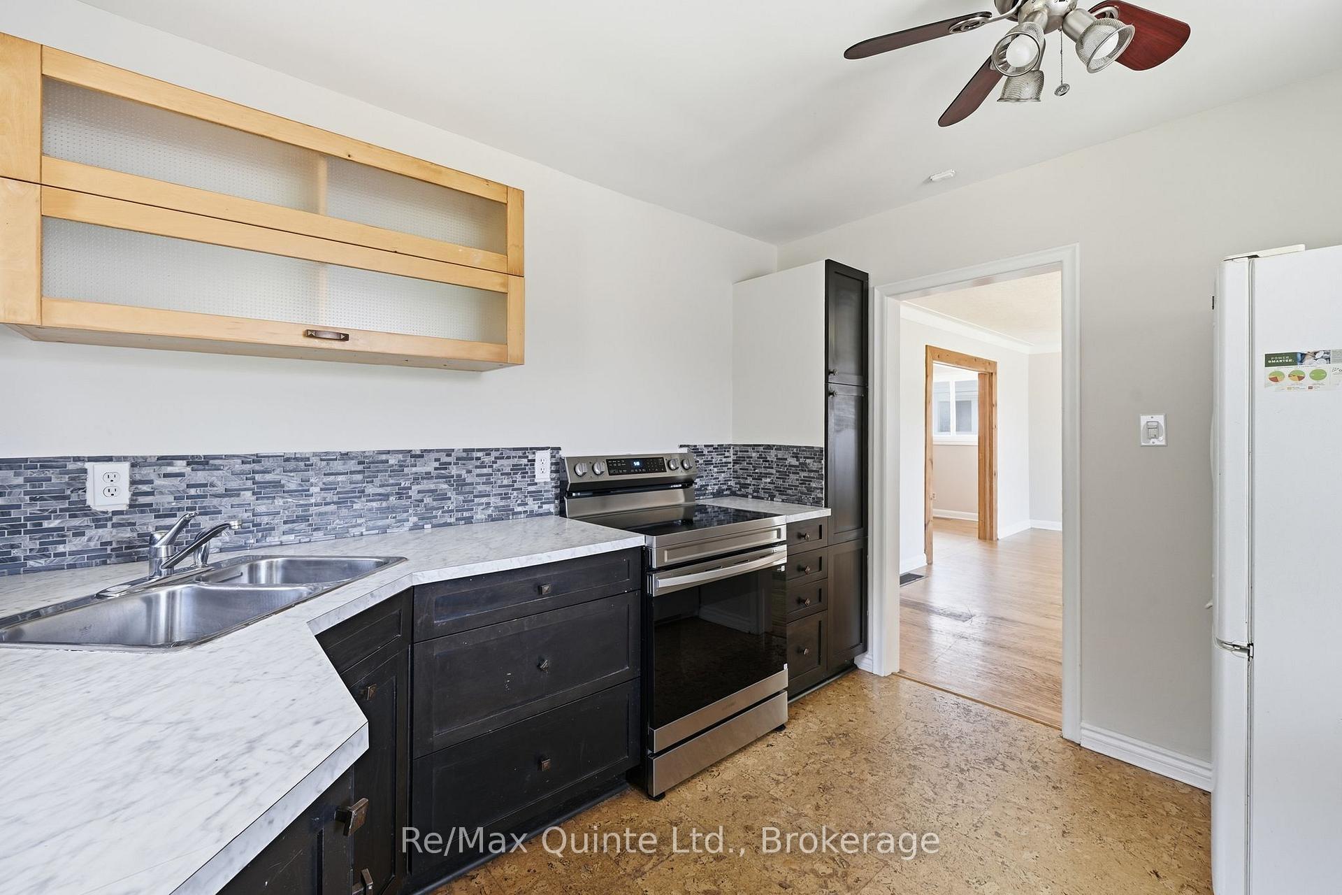 Photo 7 of 37 Northwood Crescent, Belleville, Belleville Ward — HOMEH