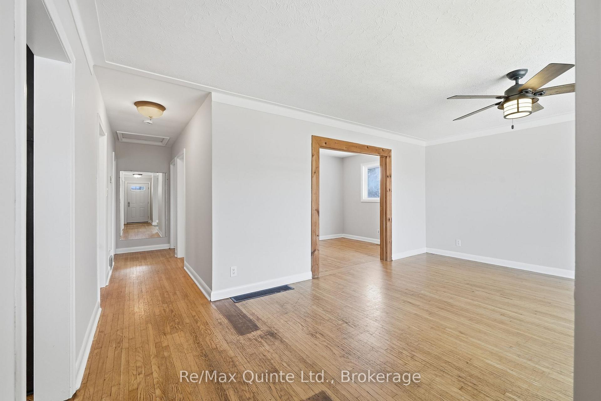 Photo 10 of 37 Northwood Crescent, Belleville, Belleville Ward — HOMEH