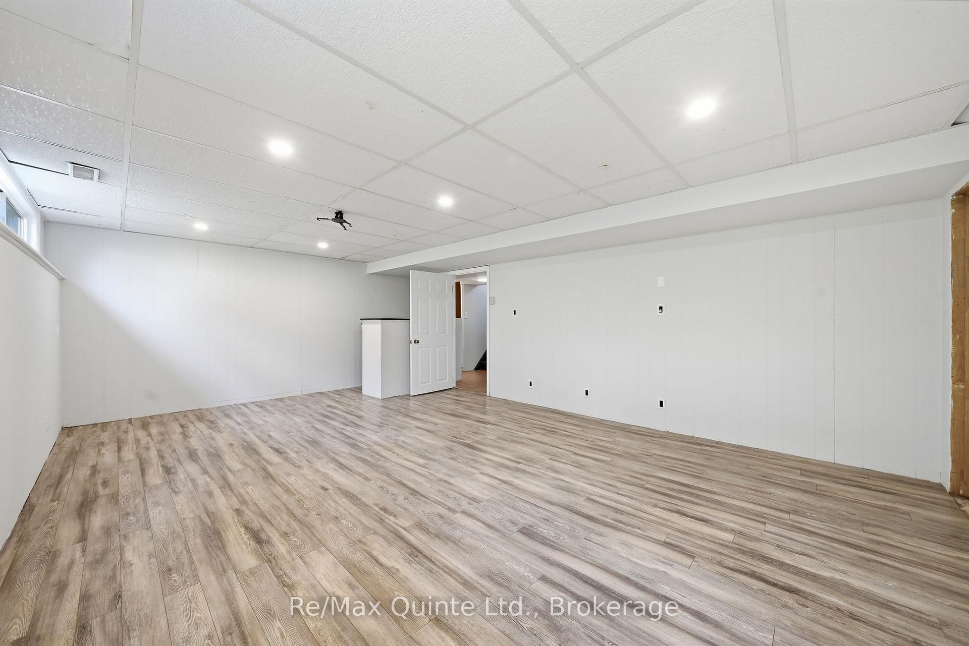Photo 23 of 37 Northwood Crescent, Belleville, Belleville Ward — HOMEH