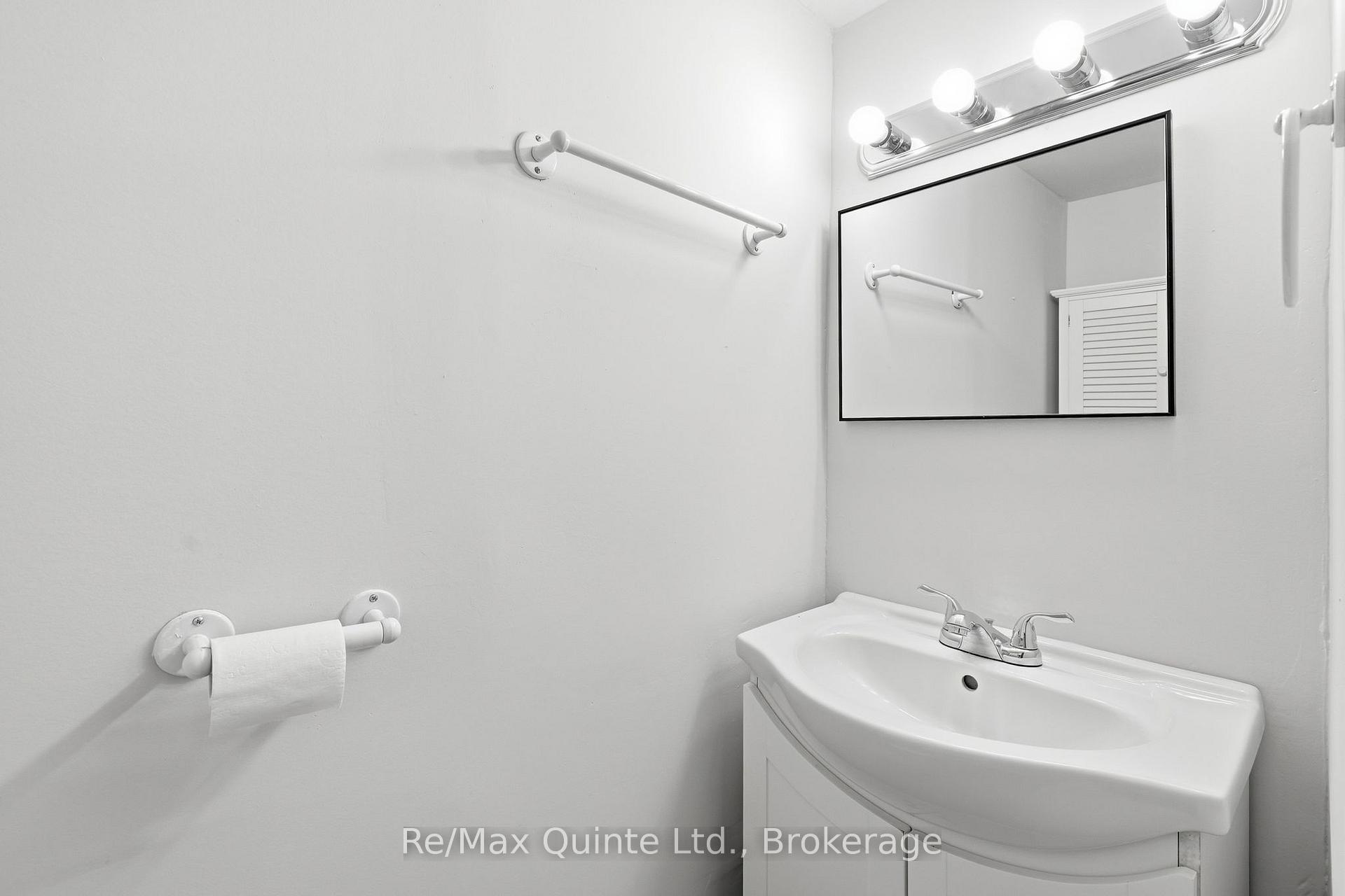 Photo 28 of 37 Northwood Crescent, Belleville, Belleville Ward — HOMEH