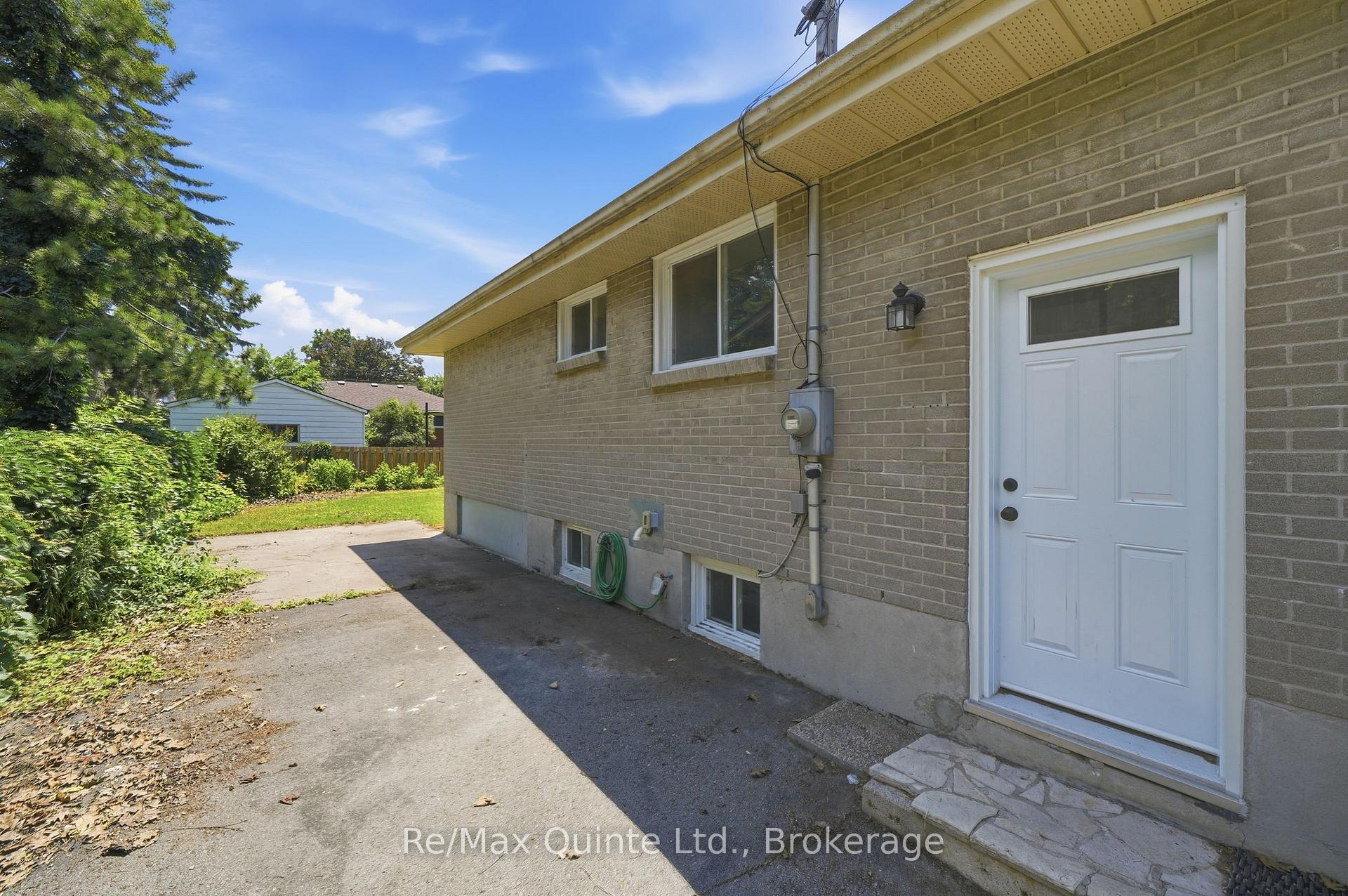 Photo 34 of 37 Northwood Crescent, Belleville, Belleville Ward — HOMEH