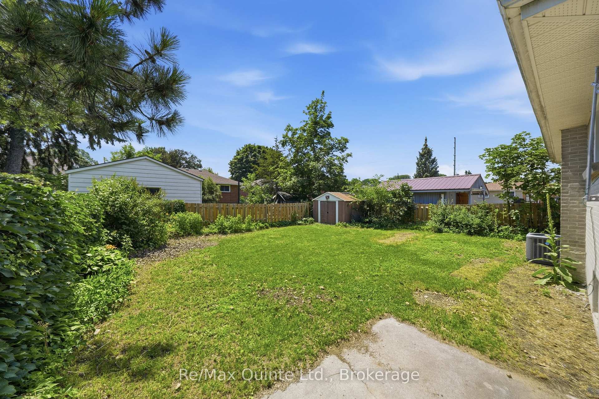 Photo 35 of 37 Northwood Crescent, Belleville, Belleville Ward — HOMEH