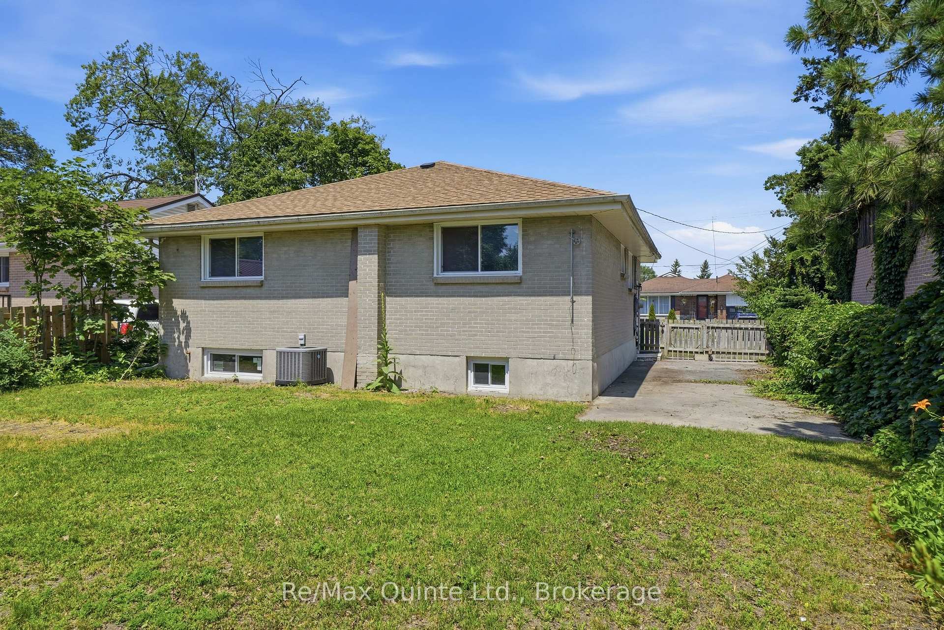 Photo 39 of 37 Northwood Crescent, Belleville, Belleville Ward — HOMEH