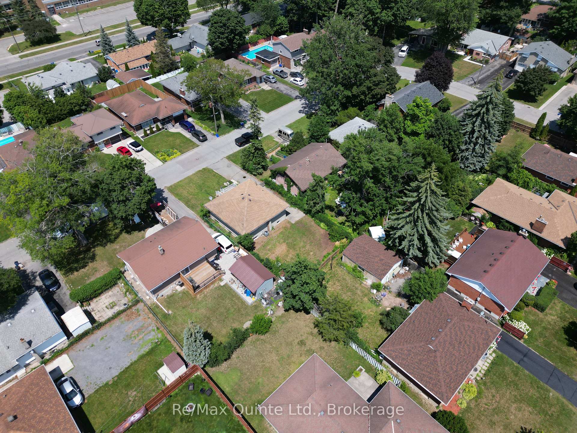 Photo 43 of 37 Northwood Crescent, Belleville, Belleville Ward — HOMEH