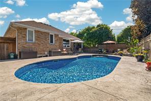 Photo 11 of 62 Varley Crescent, Brantford, Mayfair — HOMEH