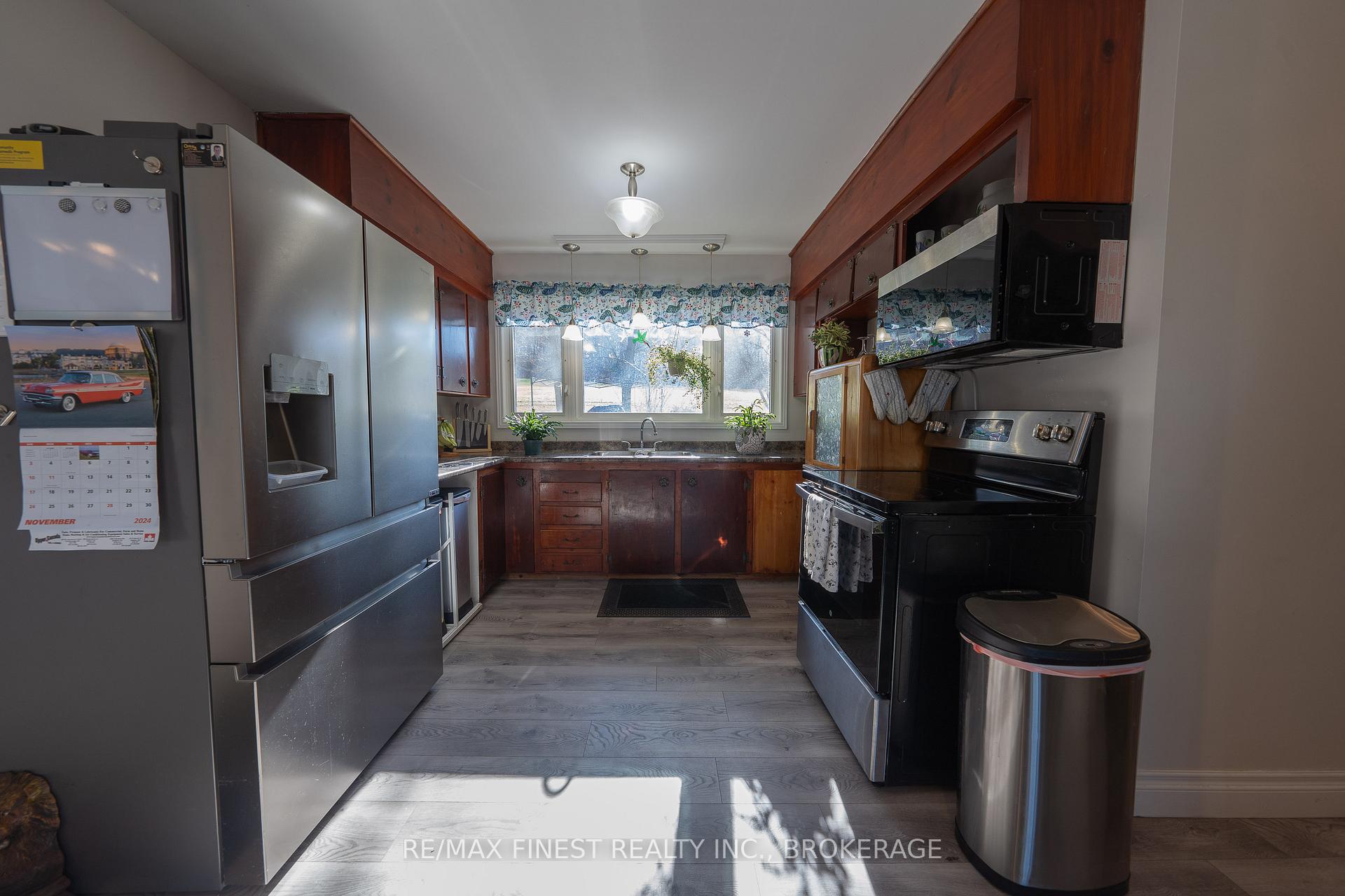 Photo 17 of 2221 Burbrook Road, Kingston, City North of 401 — HOMEH