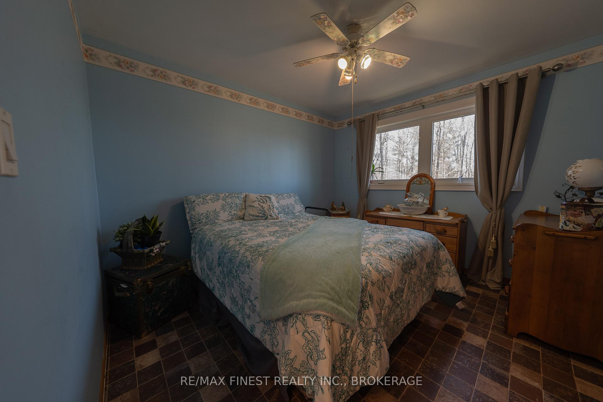 Photo 18 of 2221 Burbrook Road, Kingston, City North of 401 — HOMEH