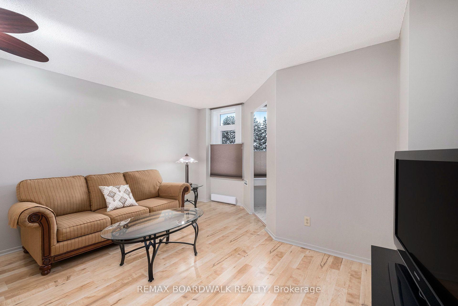Photo 7 of Unit 210, 1025 Grenon Avenue, Ottawa, Fairfield Heights — HOMEH