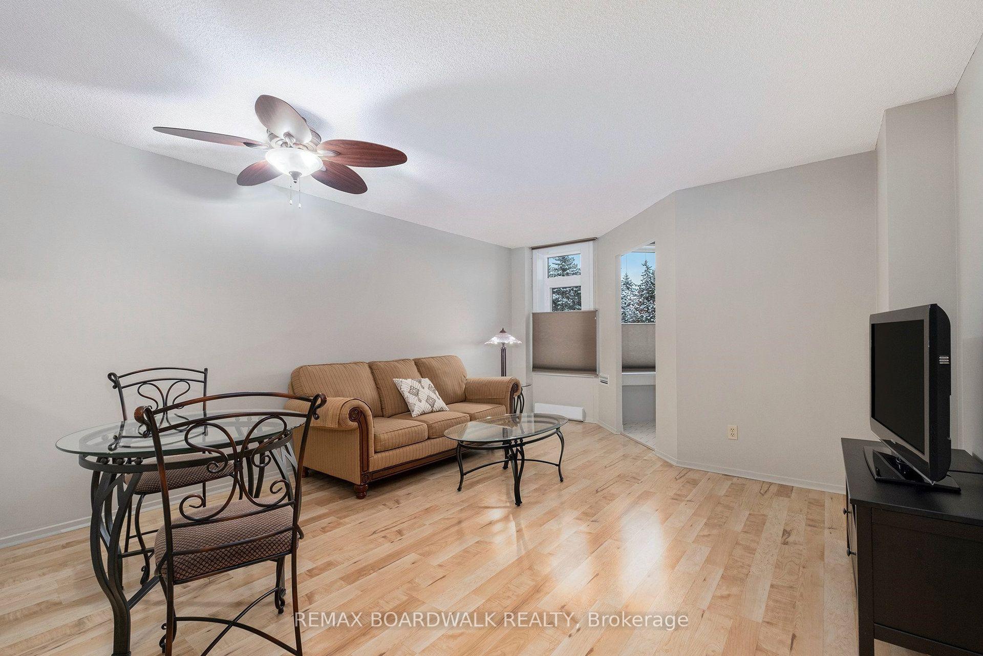 Photo 9 of Unit 210, 1025 Grenon Avenue, Ottawa, Fairfield Heights — HOMEH