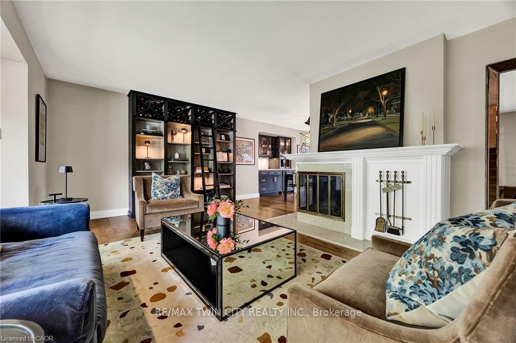 Photo 6 of 79 Somerset Crescent, Waterloo, Westmount - Waterloo — HOMEH