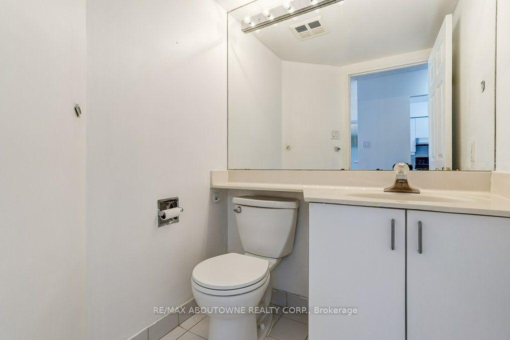 Photo 17 of Unit 1007, 55 Elm Drive W, Mississauga, City Centre — HOMEH
