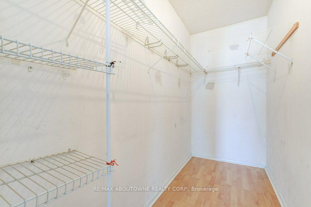 Photo 22 of Unit 1007, 55 Elm Drive W, Mississauga, City Centre — HOMEH