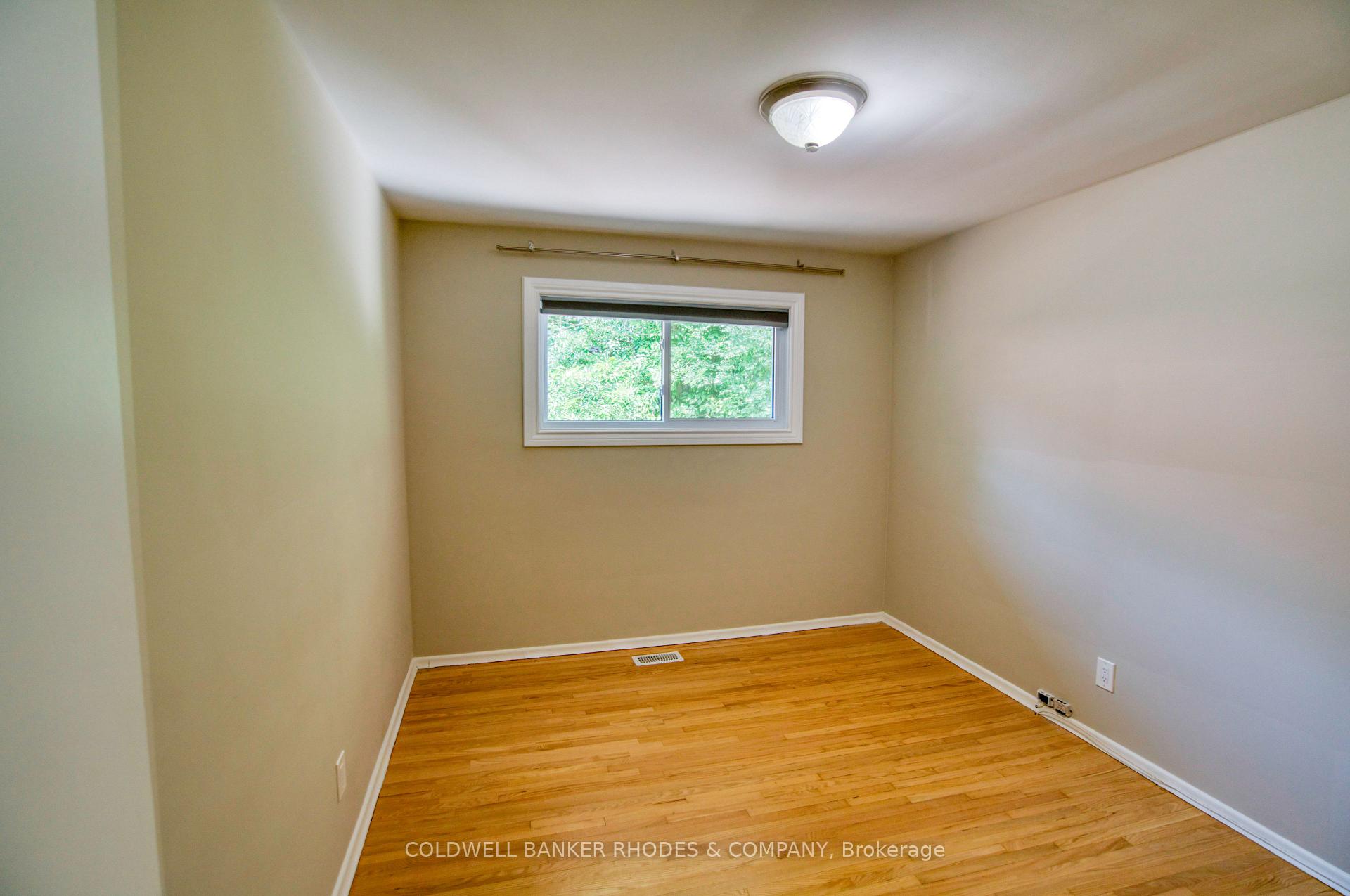 Photo 12 of 781 Dickens Avenue, Ottawa, Elmvale Acres — HOMEH