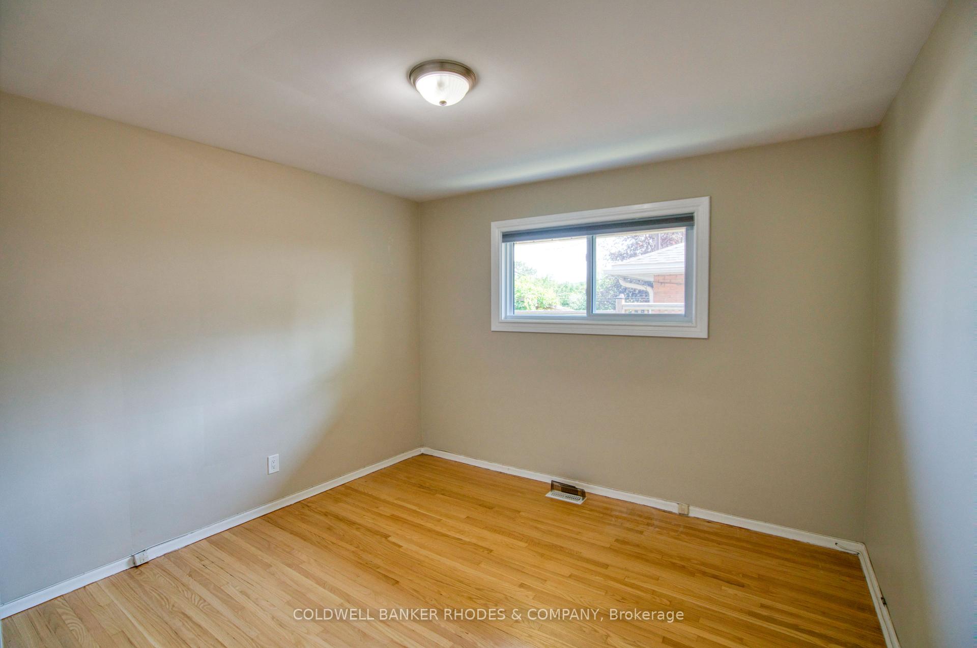 Photo 14 of 781 Dickens Avenue, Ottawa, Elmvale Acres — HOMEH