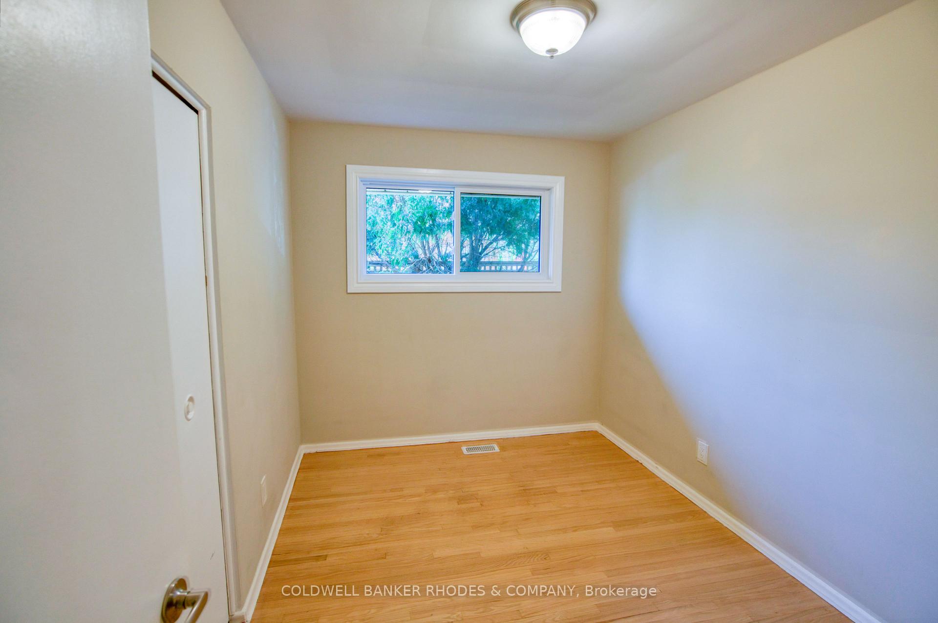 Photo 16 of 781 Dickens Avenue, Ottawa, Elmvale Acres — HOMEH