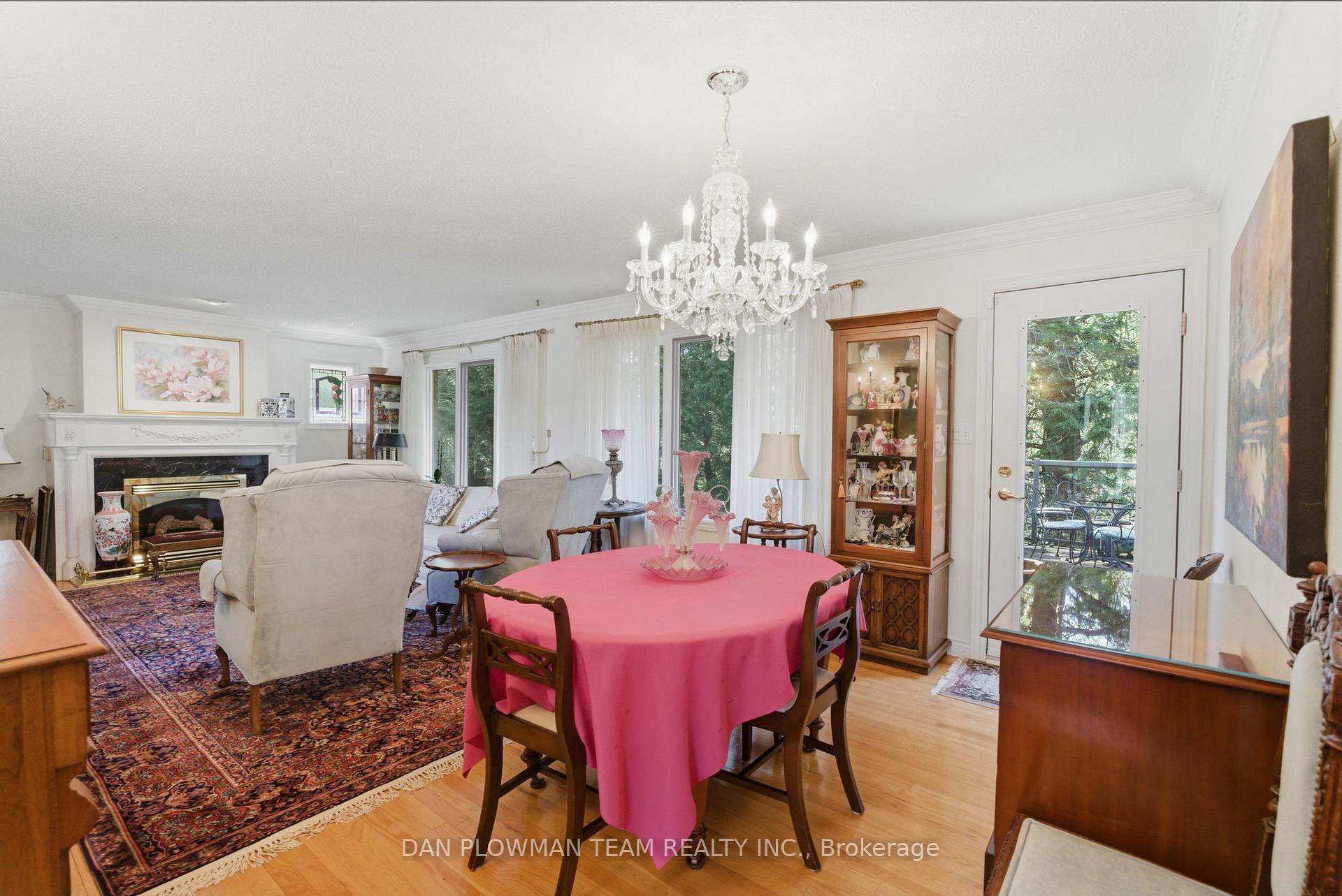 Photo 13 of 10 Barrington Place, Clarington, Courtice — HOMEH
