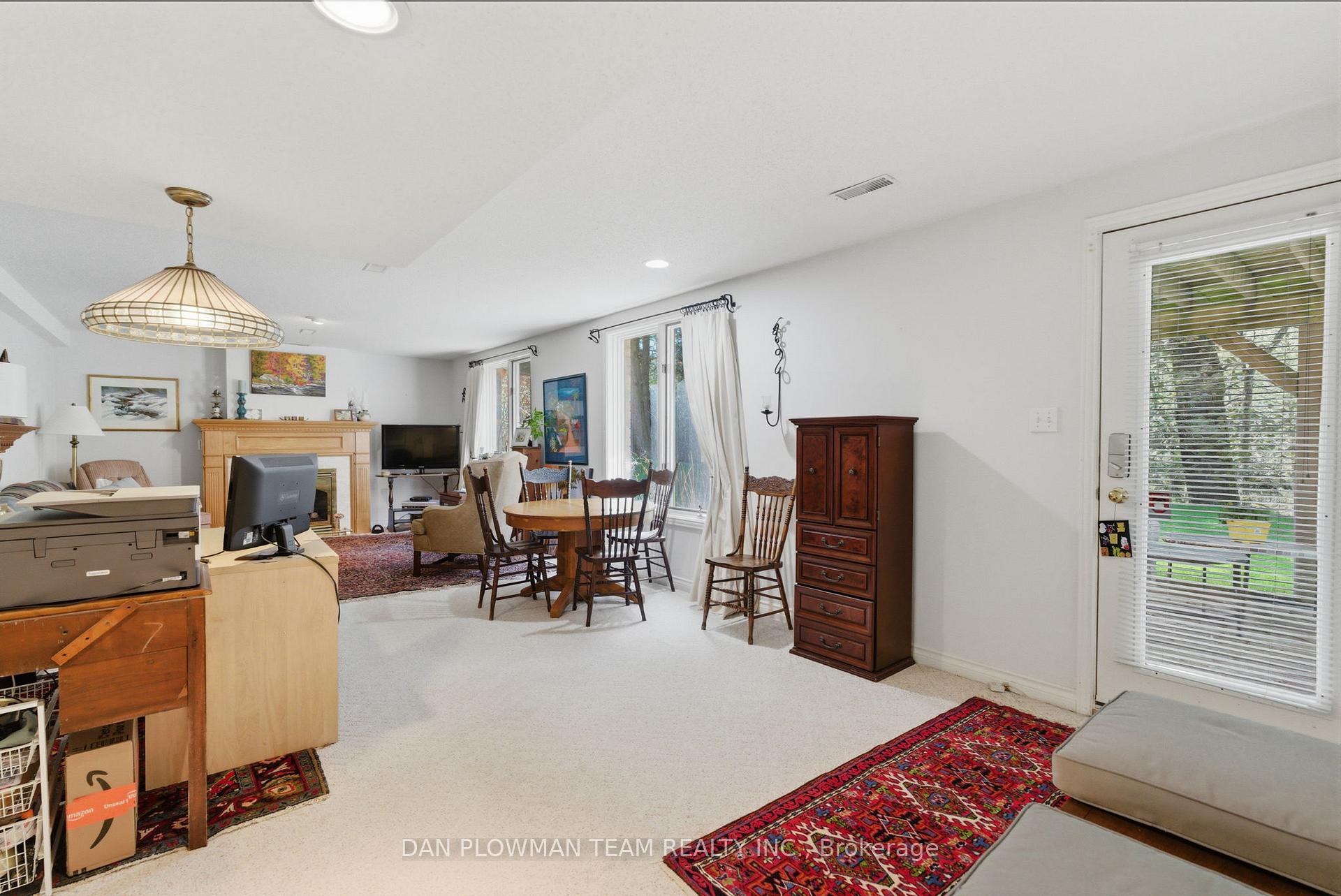 Photo 24 of 10 Barrington Place, Clarington, Courtice — HOMEH