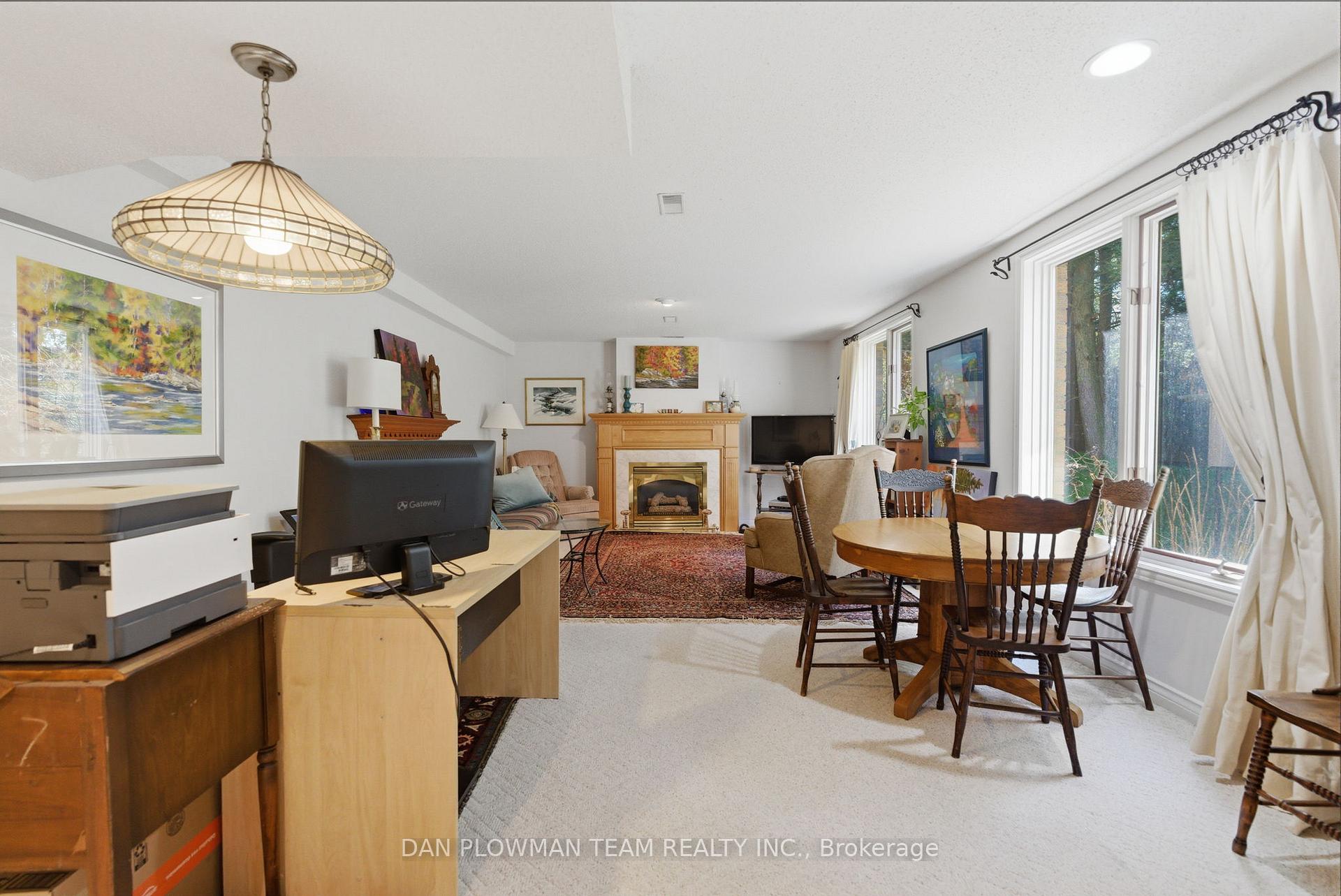 Photo 25 of 10 Barrington Place, Clarington, Courtice — HOMEH