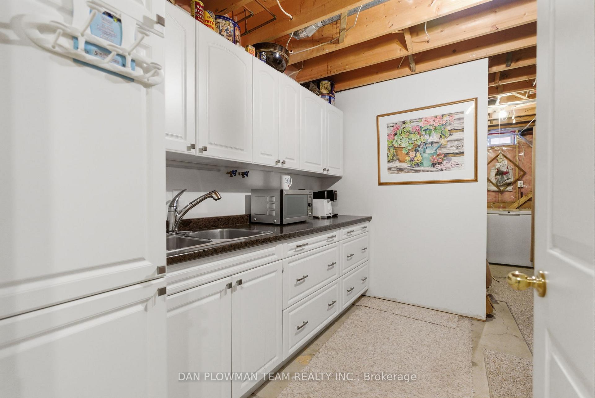 Photo 32 of 10 Barrington Place, Clarington, Courtice — HOMEH
