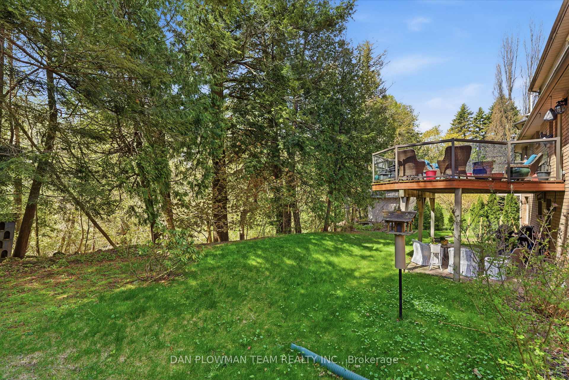 Photo 37 of 10 Barrington Place, Clarington, Courtice — HOMEH