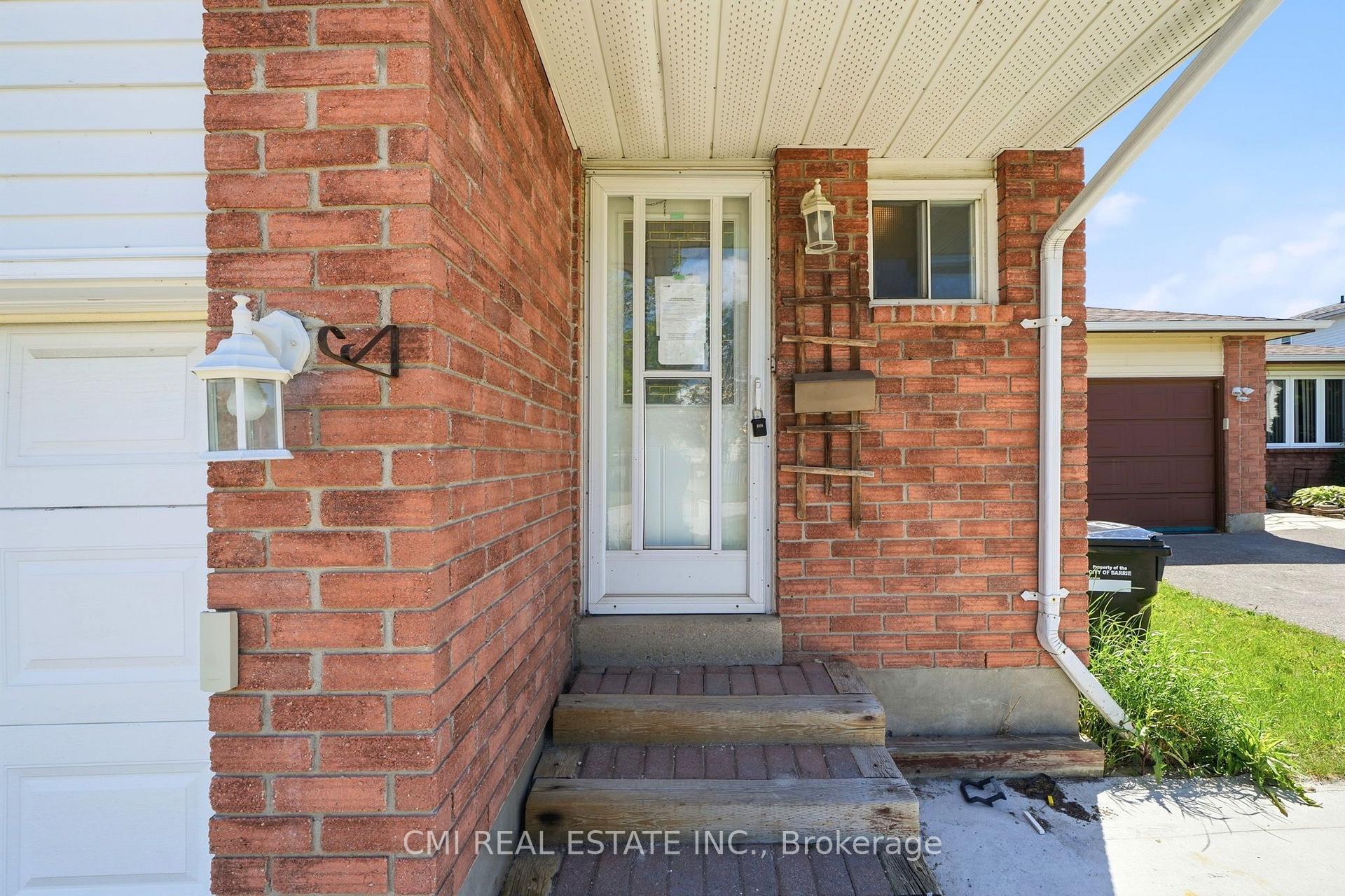 Photo 6 of 1 Mccuaig Court, Barrie, Grove East — HOMEH