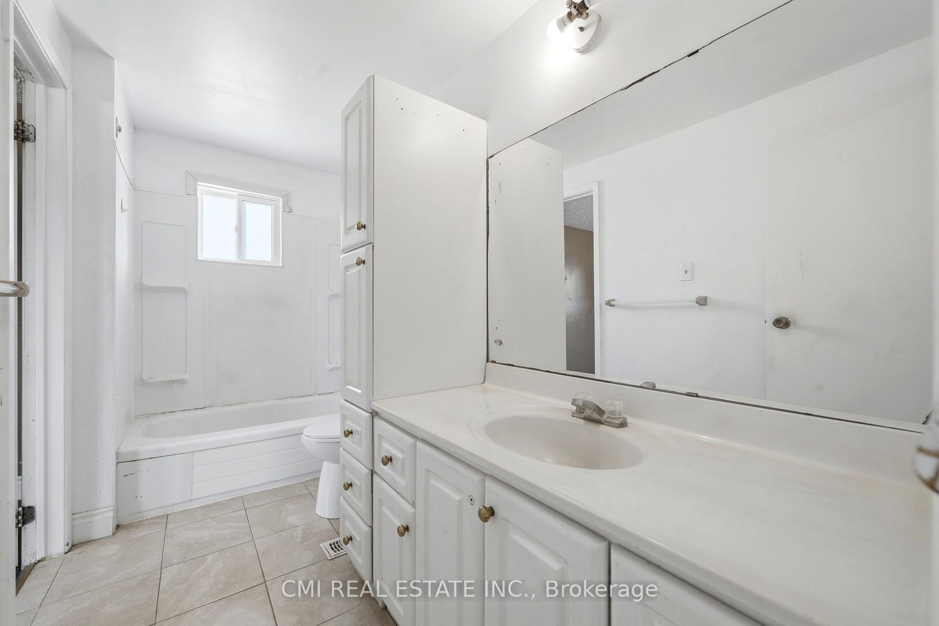 Photo 26 of 1 Mccuaig Court, Barrie, Grove East — HOMEH