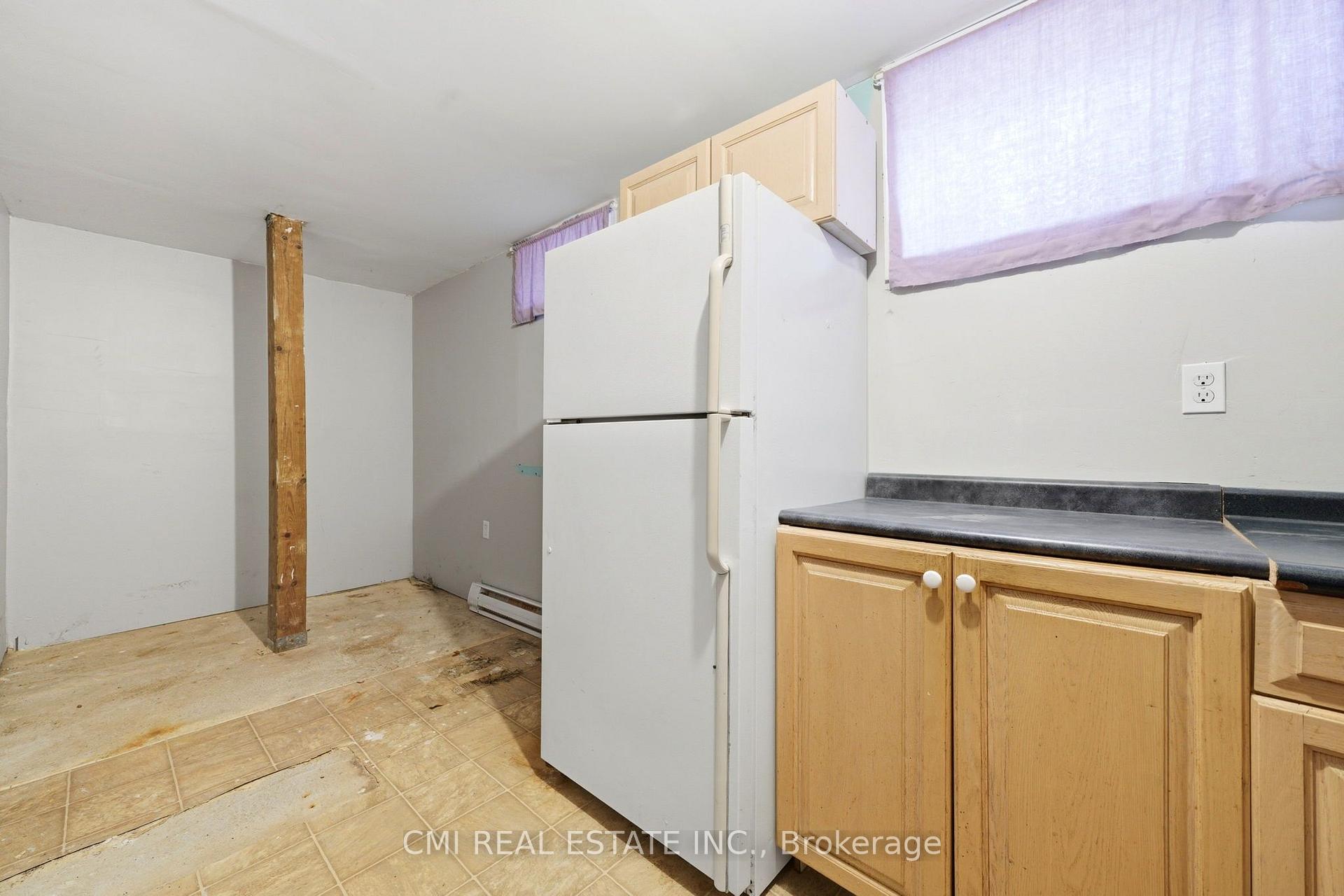 Photo 32 of 1 Mccuaig Court, Barrie, Grove East — HOMEH