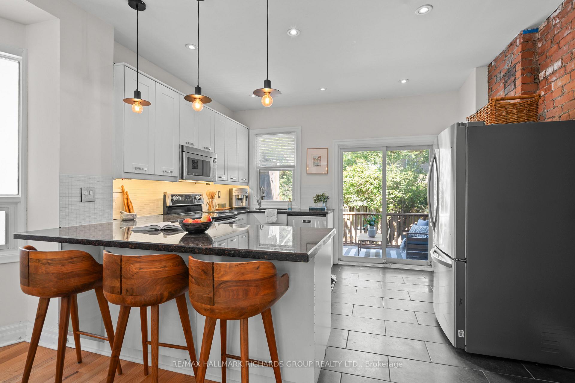 Photo 7 of 21 Bertmount Avenue, Toronto, South Riverdale — HOMEH