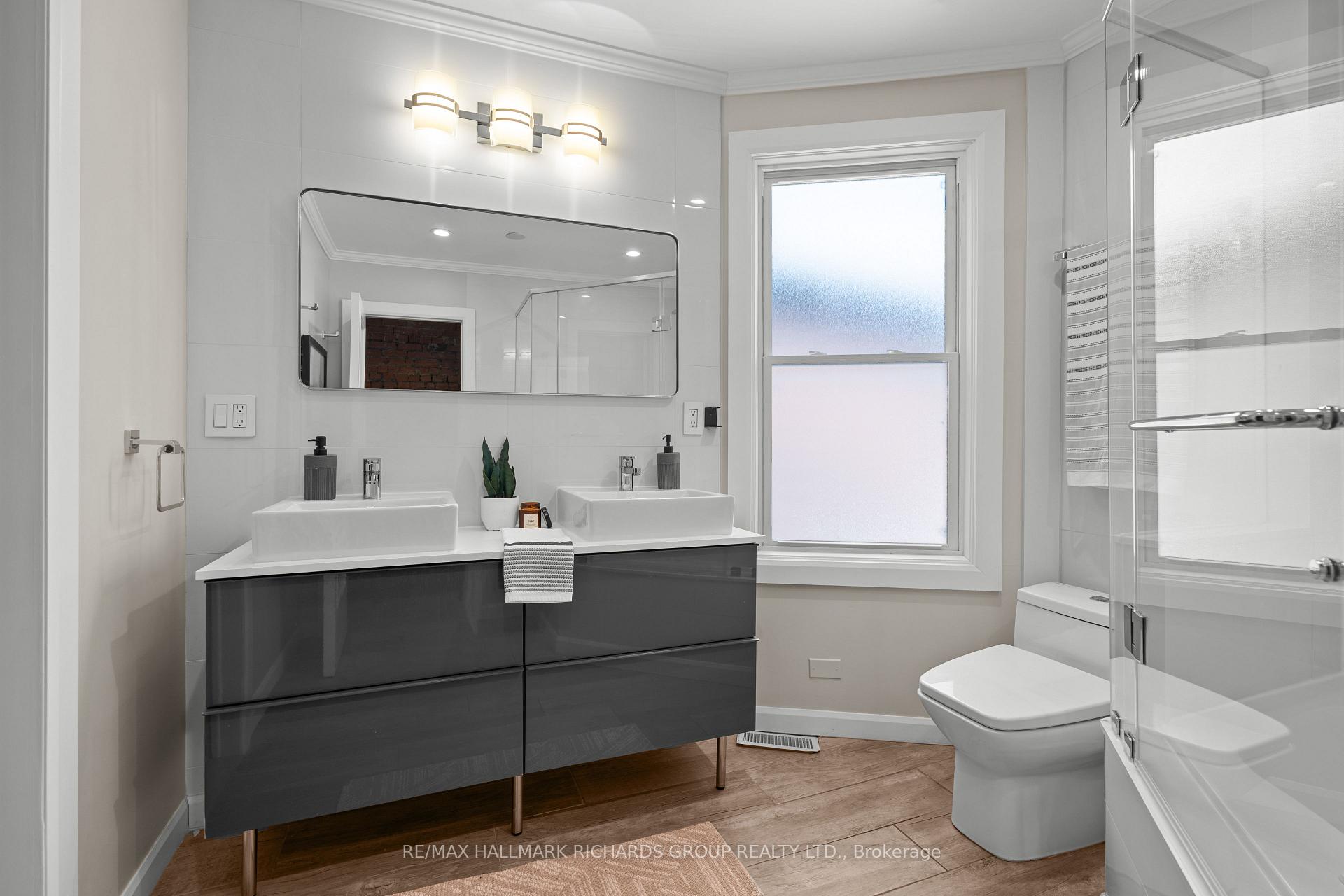 Photo 12 of 21 Bertmount Avenue, Toronto, South Riverdale — HOMEH