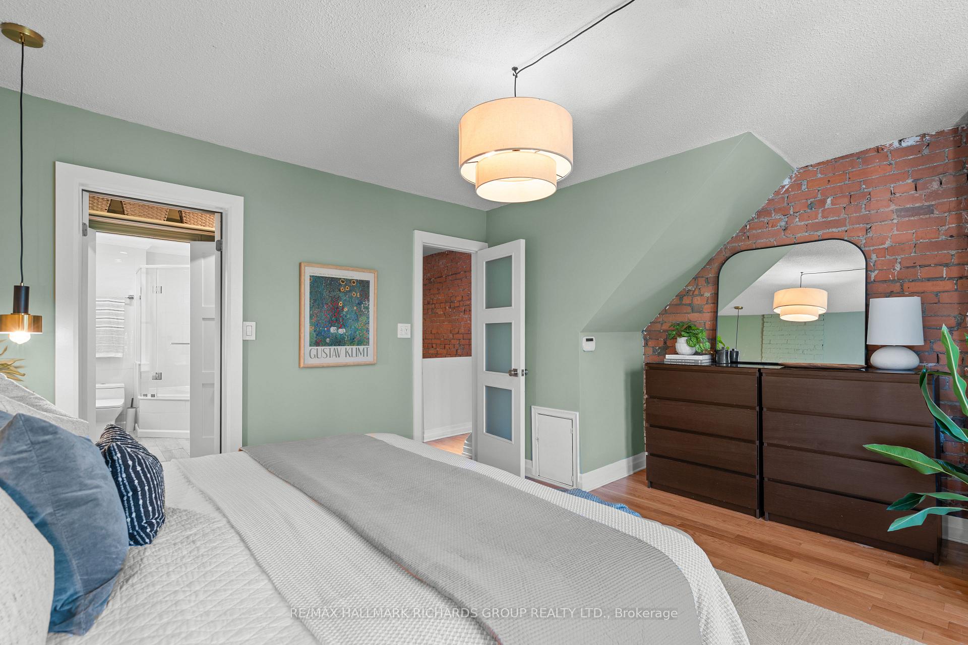 Photo 14 of 21 Bertmount Avenue, Toronto, South Riverdale — HOMEH